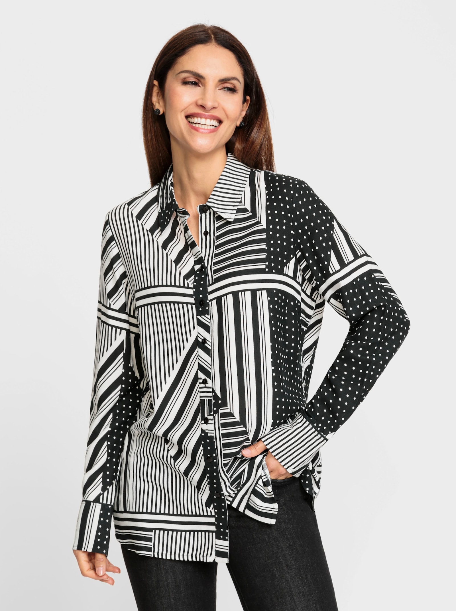 Langarm-Bluse aus reiner Viskose - weiß-schwarz-bedruckt