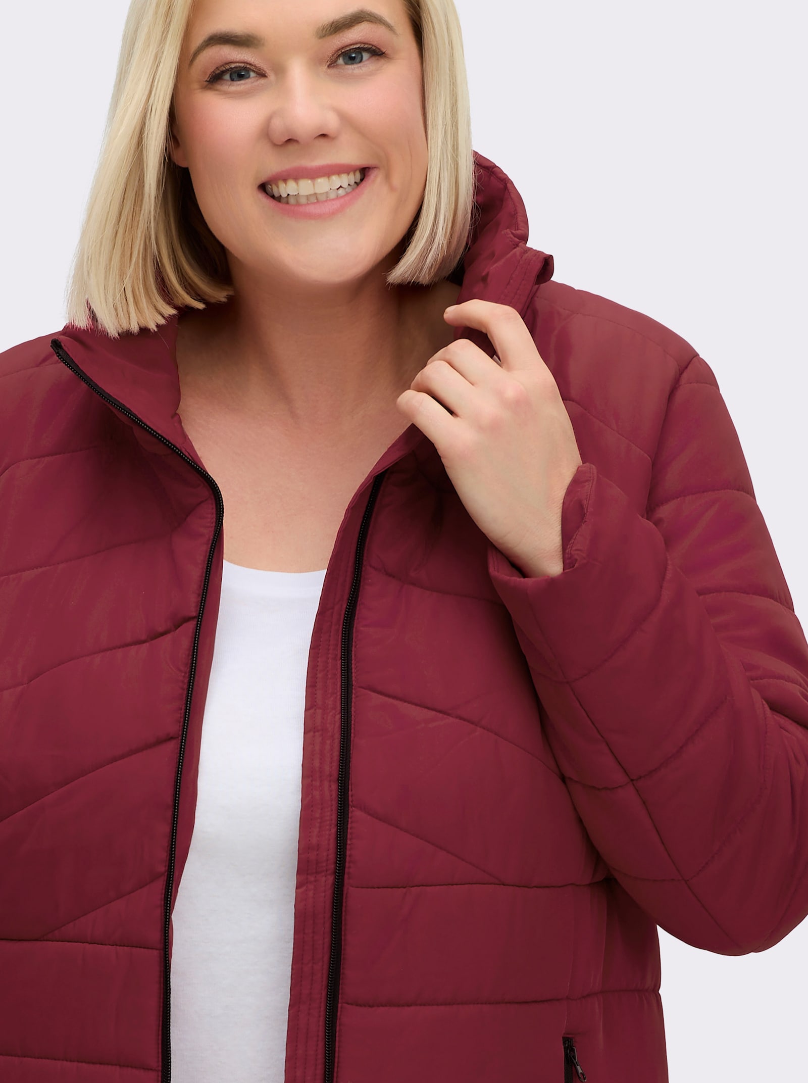 Steppjacke mit abnehmbarer Kapuze - dunkelrot