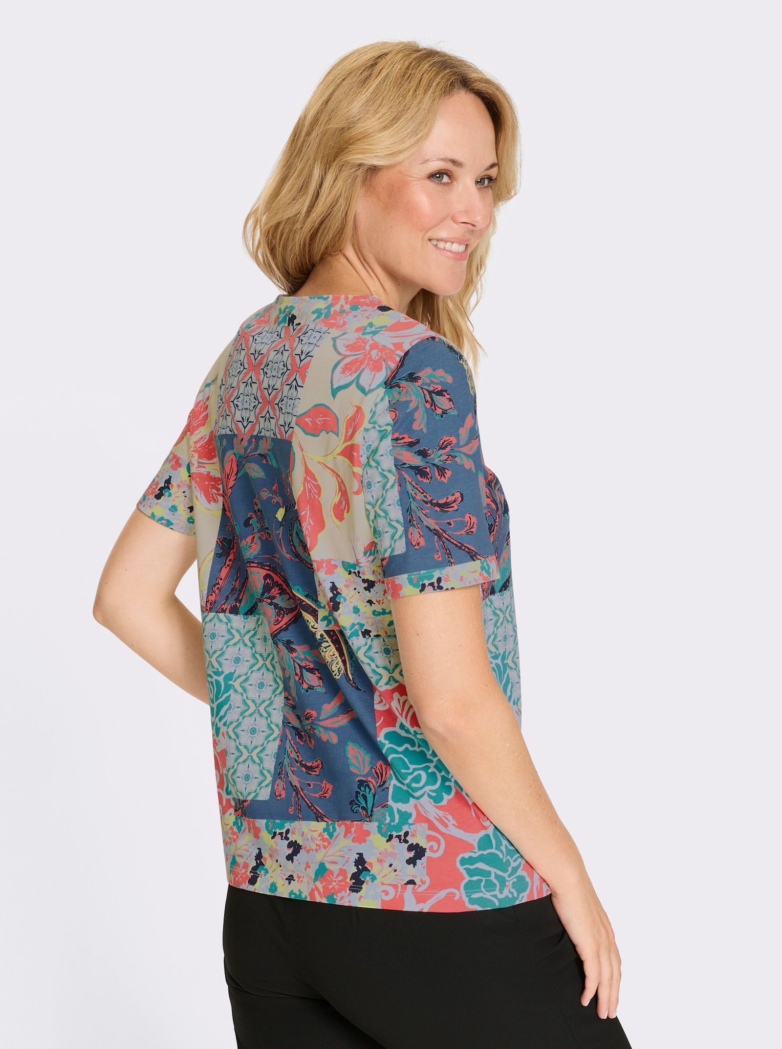 Kurzarmshirt im Patch-Dessin - grapefruit-jeansblau-bedruckt