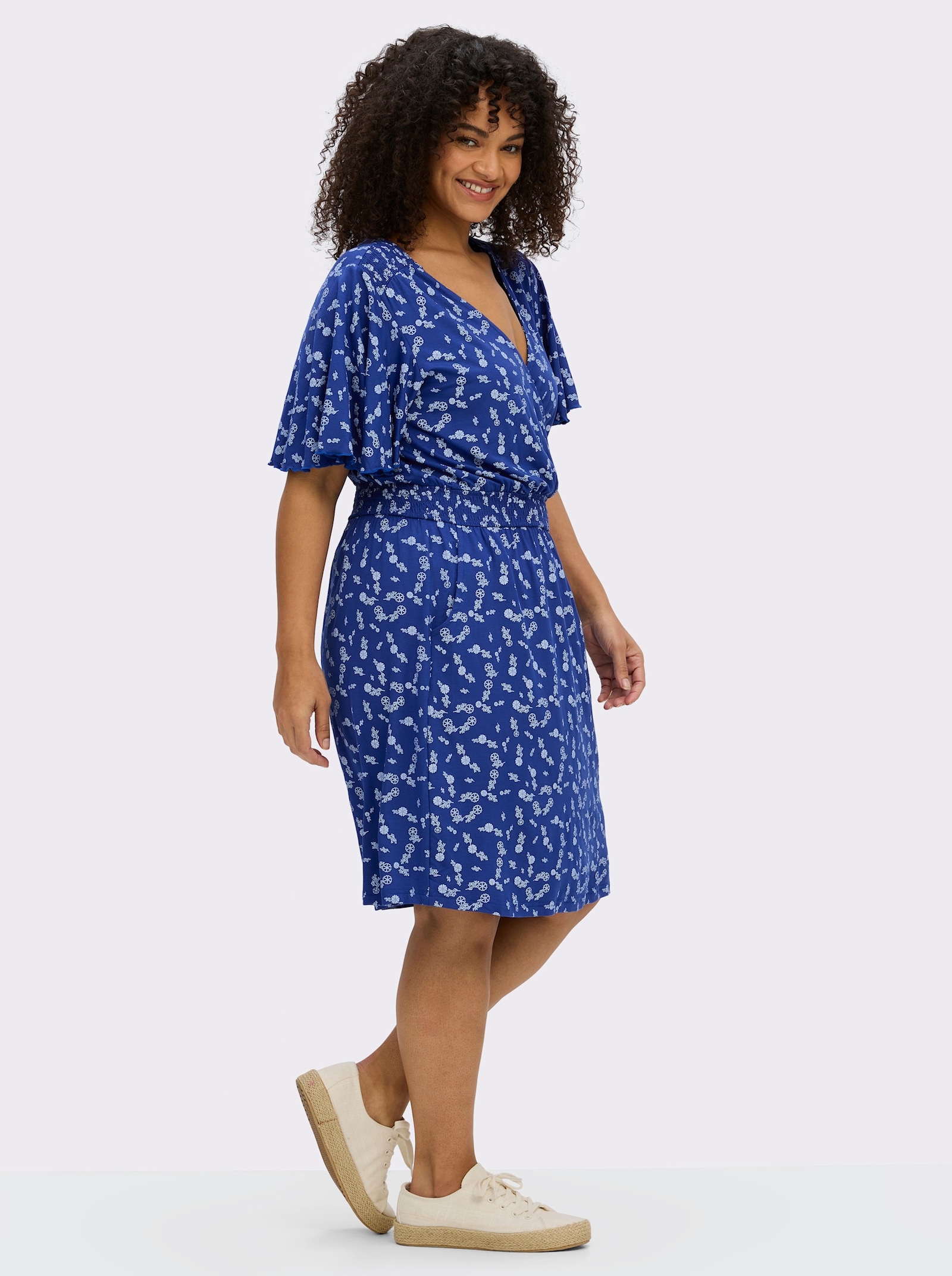 sheego Jerseykleid mit Flügelärmeln - royalblau-hellblau-bedruckt