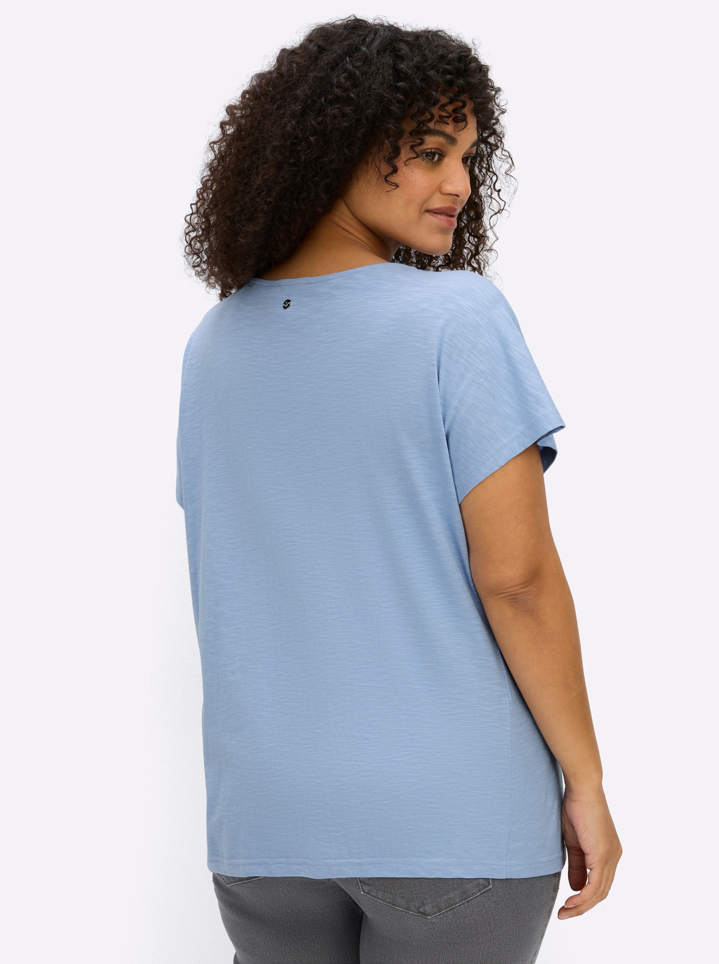 V-Shirt - Bild 4