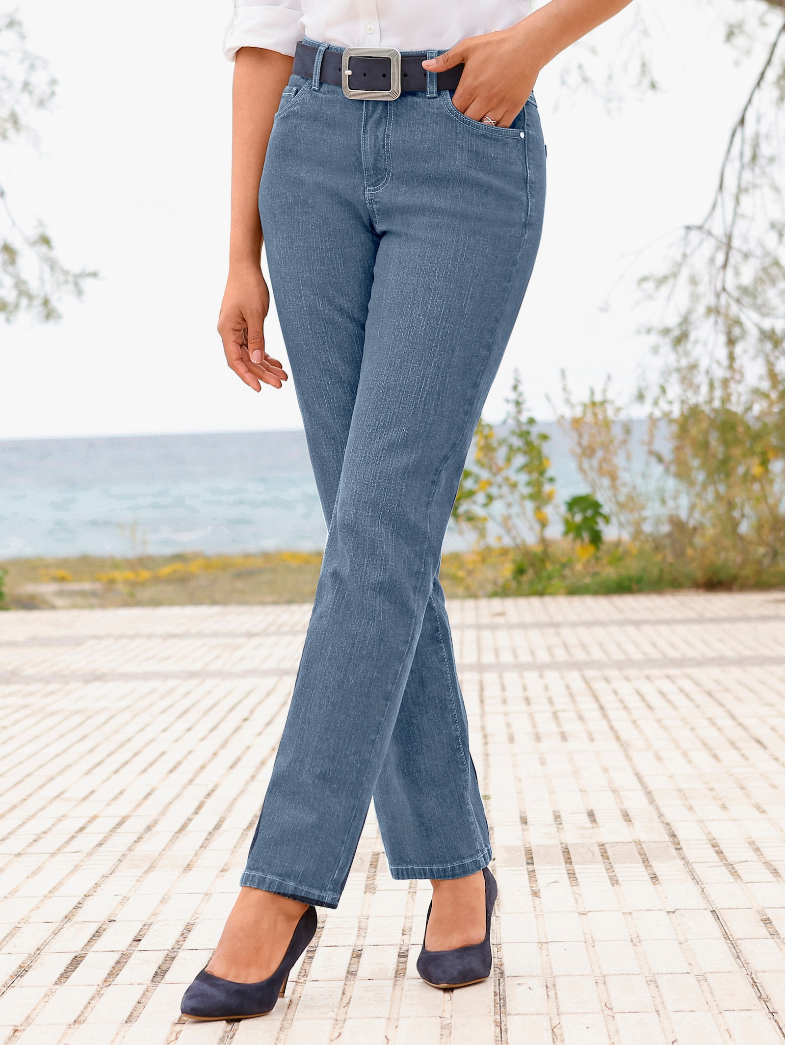 5-Pocket-Jeans mit lässig weiten Beinen - blue-bleached