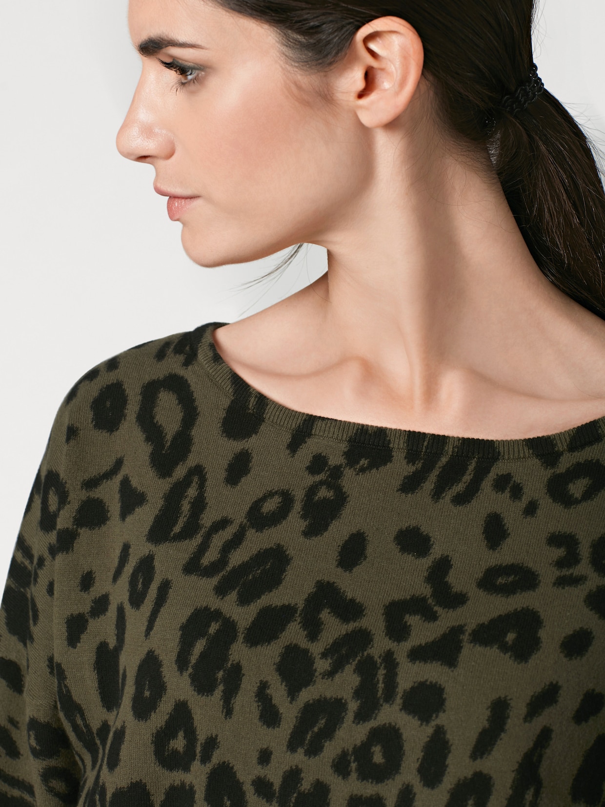 heine Pullover met print - olijf