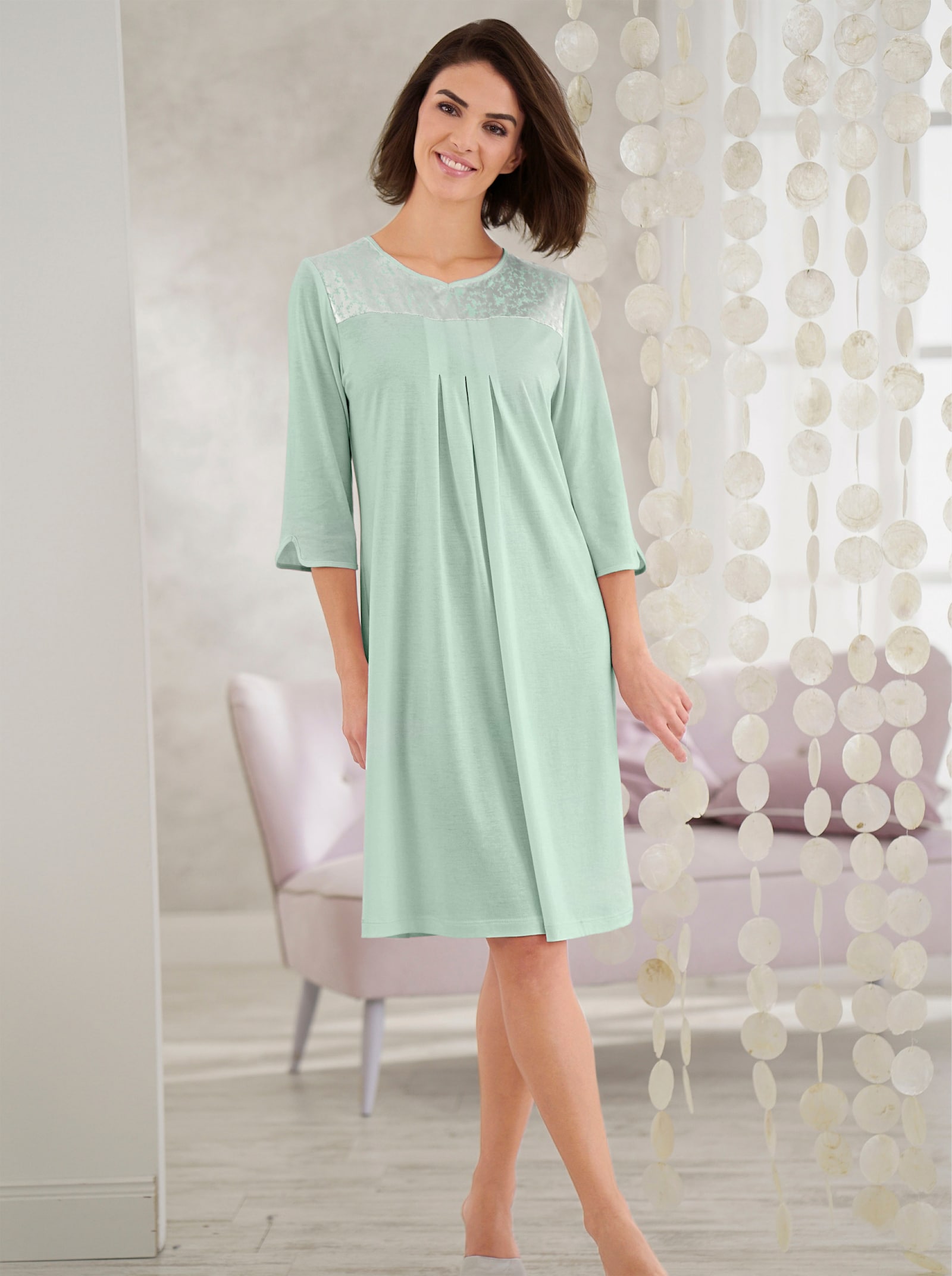 Ascafa Nachthemd mit Satin-Einsatz - mint