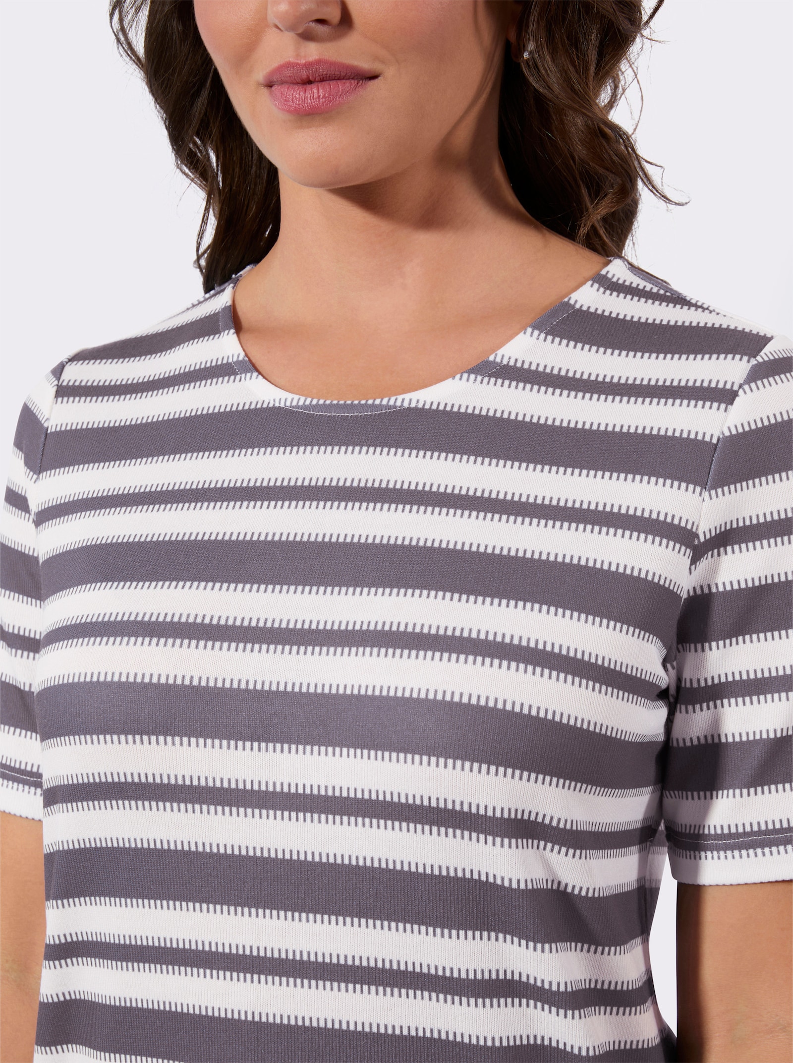 Kurzarmshirt in innen angerauter Qualität - anthrazit-weiß-geringelt