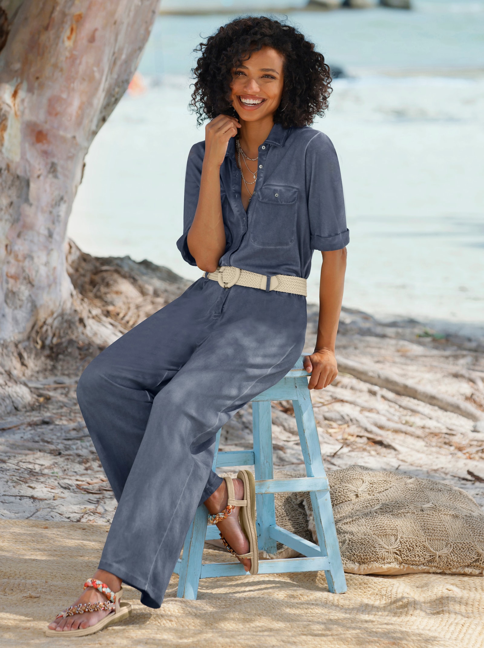 heine Jumpsuit mit Bindegürtel - jeansblau