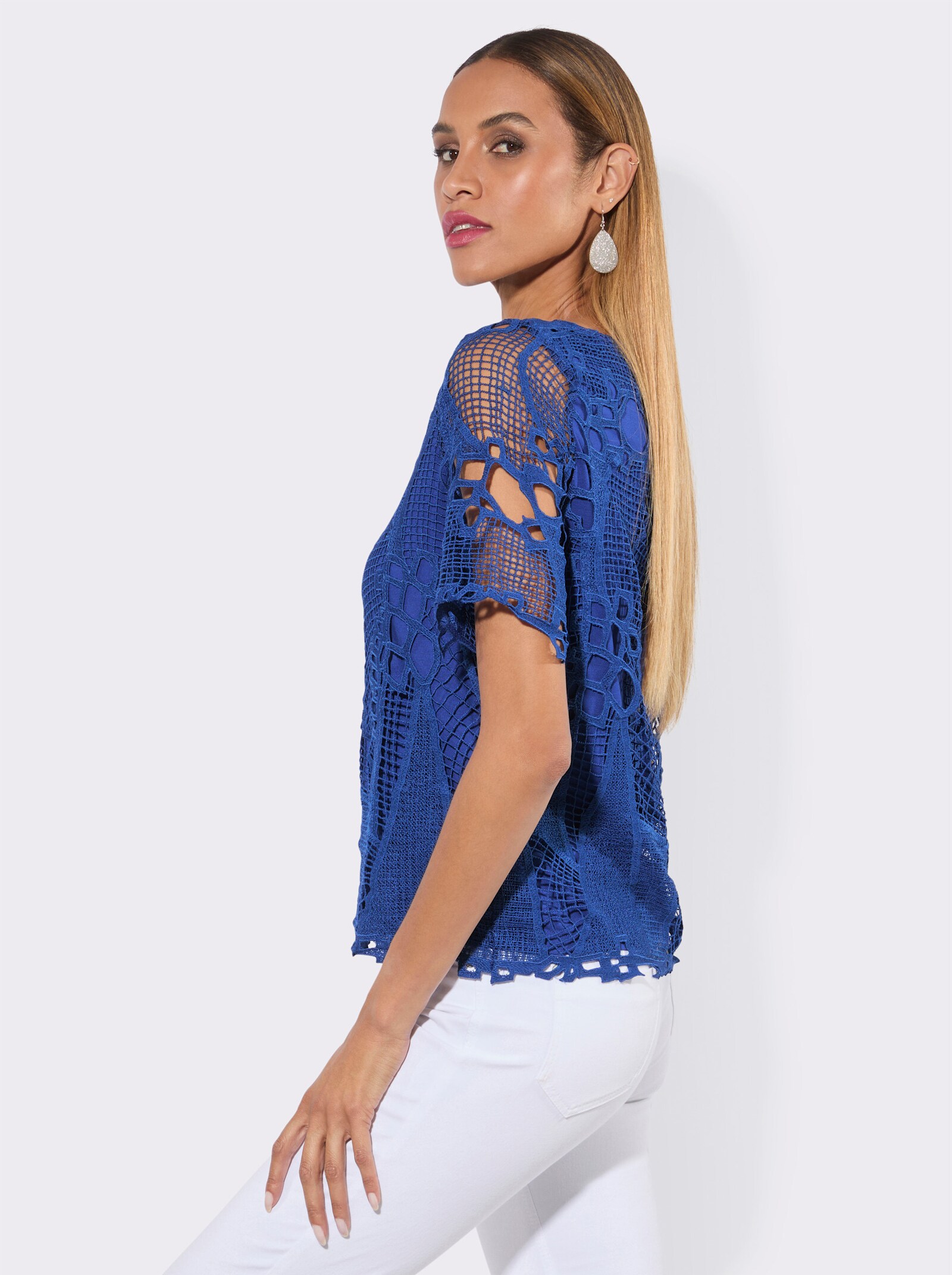 Spitzenshirt mit U-Boot-Ausschnitt - royalblau