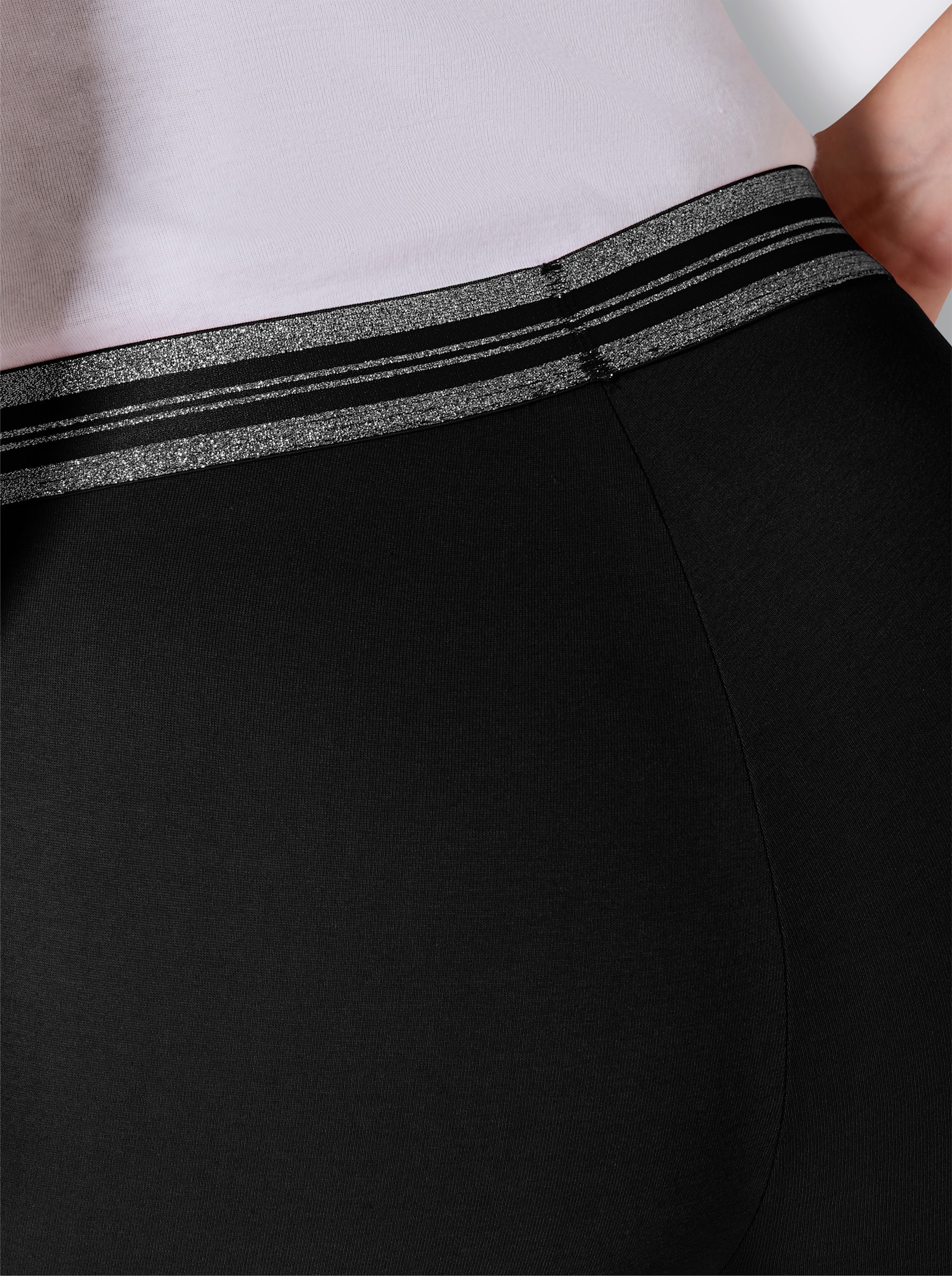 feel good Jogginghose mit Glanzgarn - schwarz