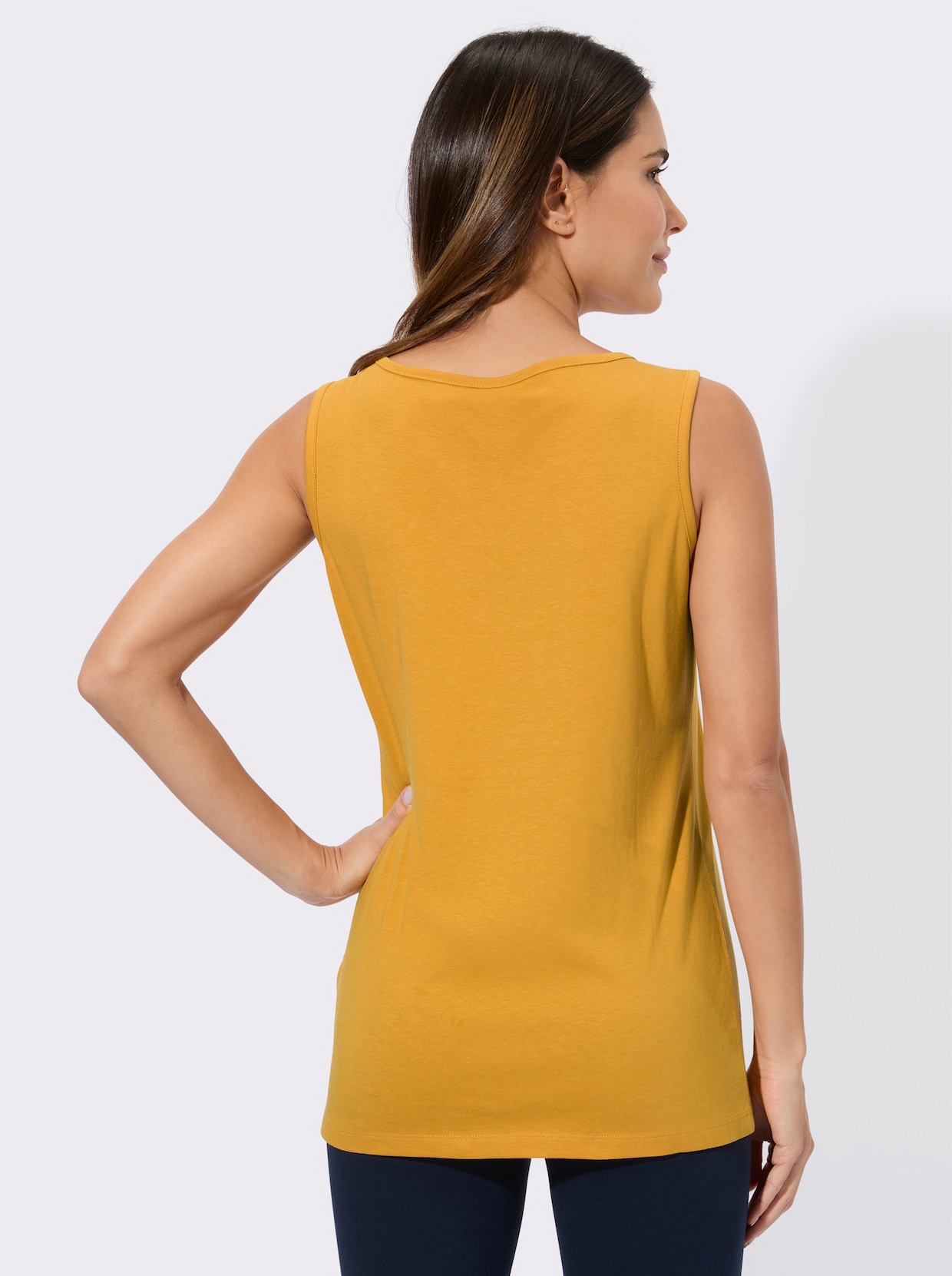 Sporttop mit Blüten-Motiven - ocker