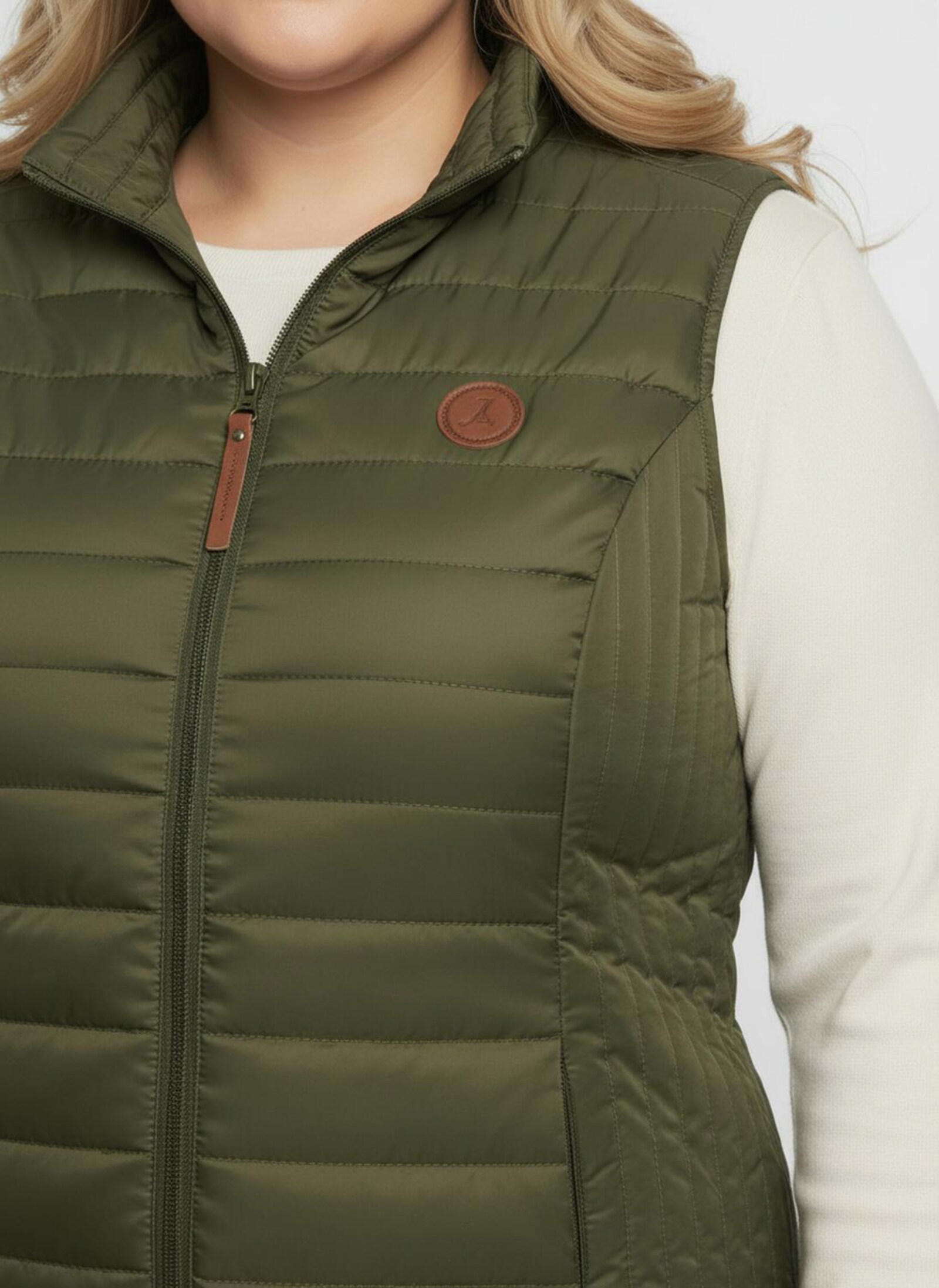 Steppweste mit leichter Wattierung - oliv