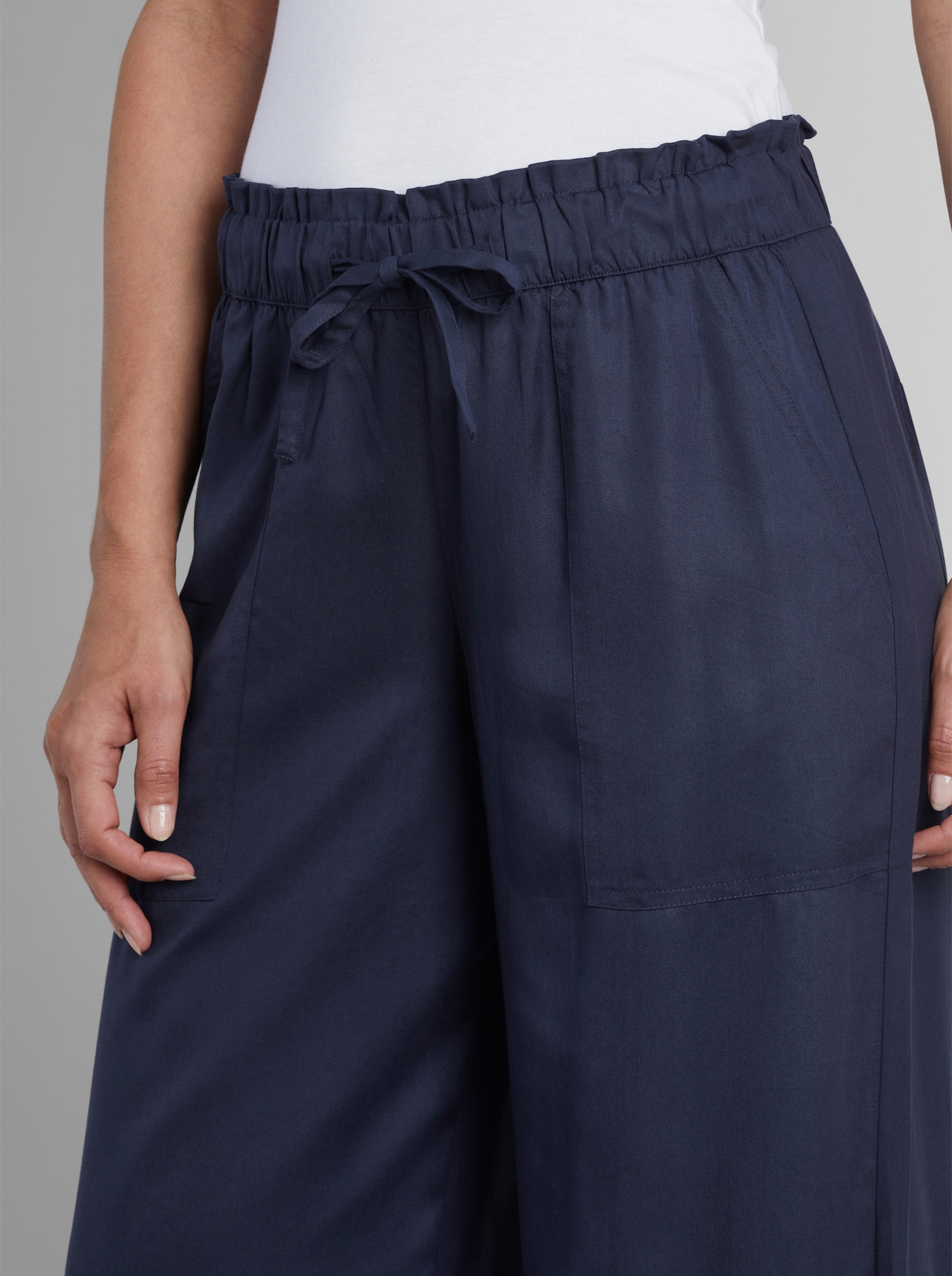heine Schlupfhose aus Lyocell - marine