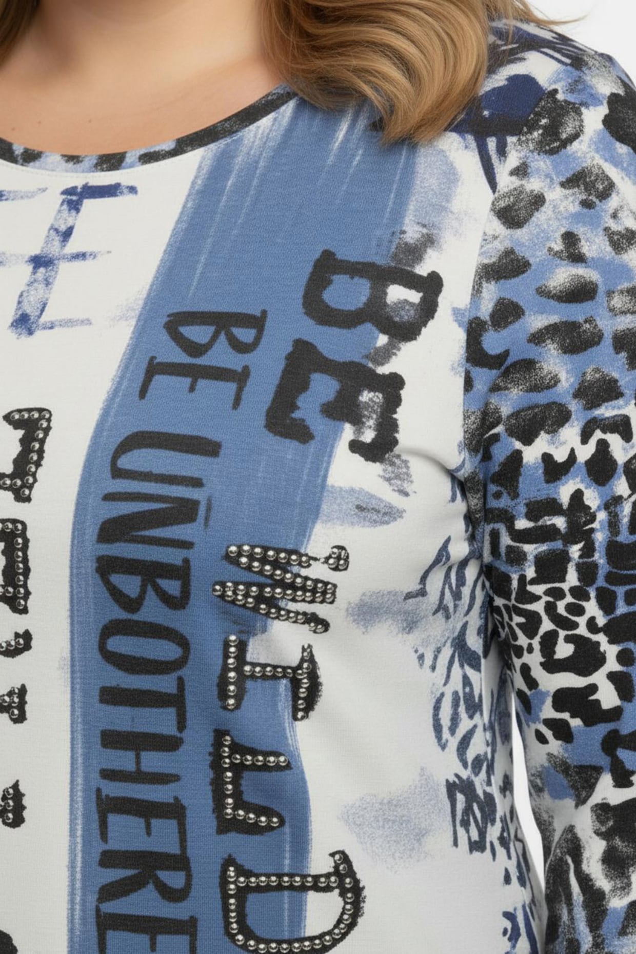 Print-Shirt mit Glitzersteinchen-Applikation - ecru-mittelblau-bedruckt