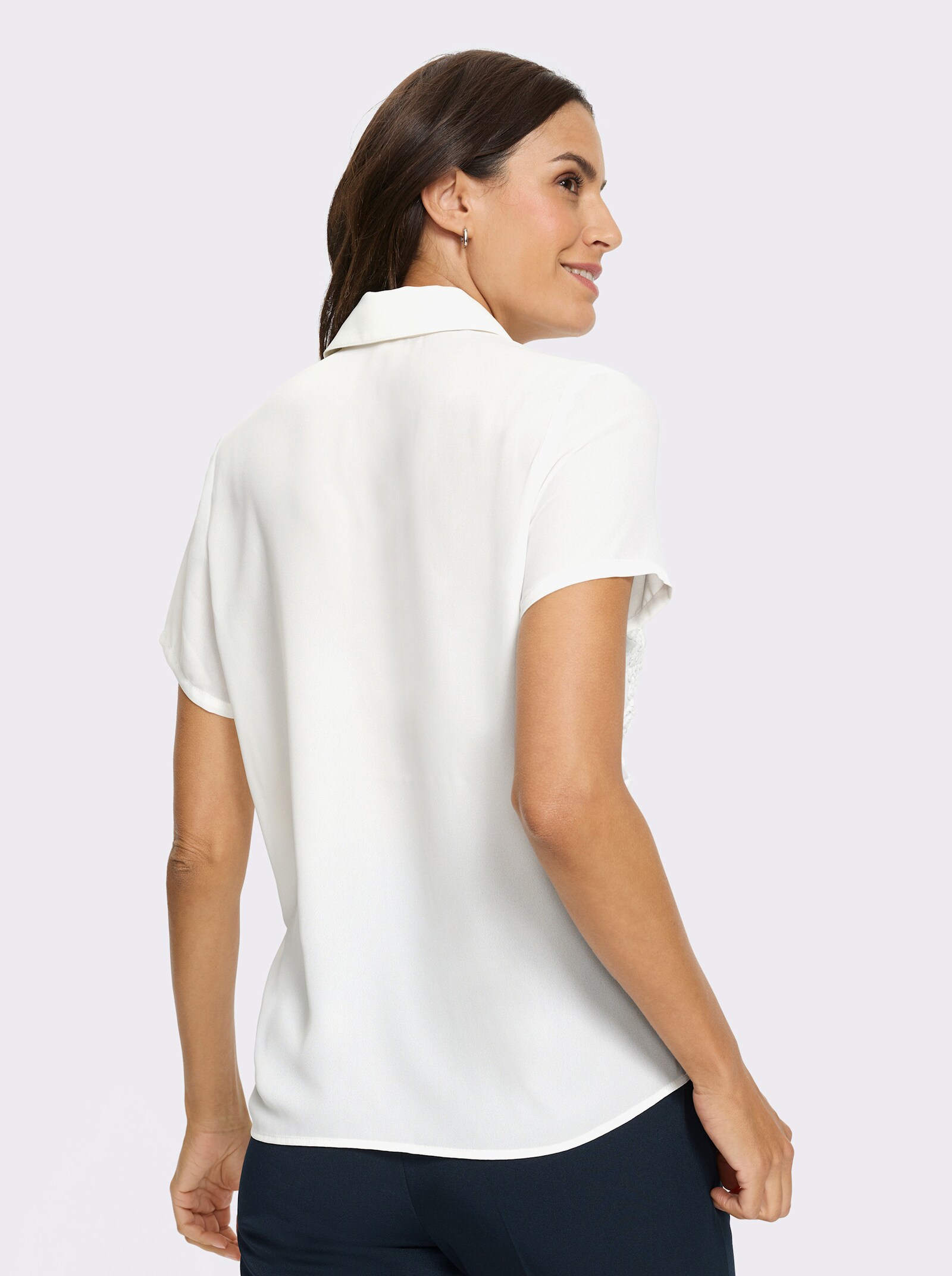 Kurzarm-Bluse mit Blüten-Stickerei - ecru