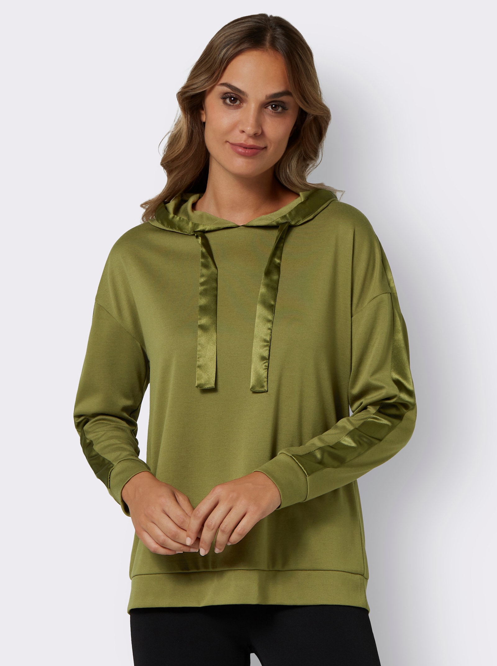  Kapuzenshirt mit Satin-Bändern - oliv