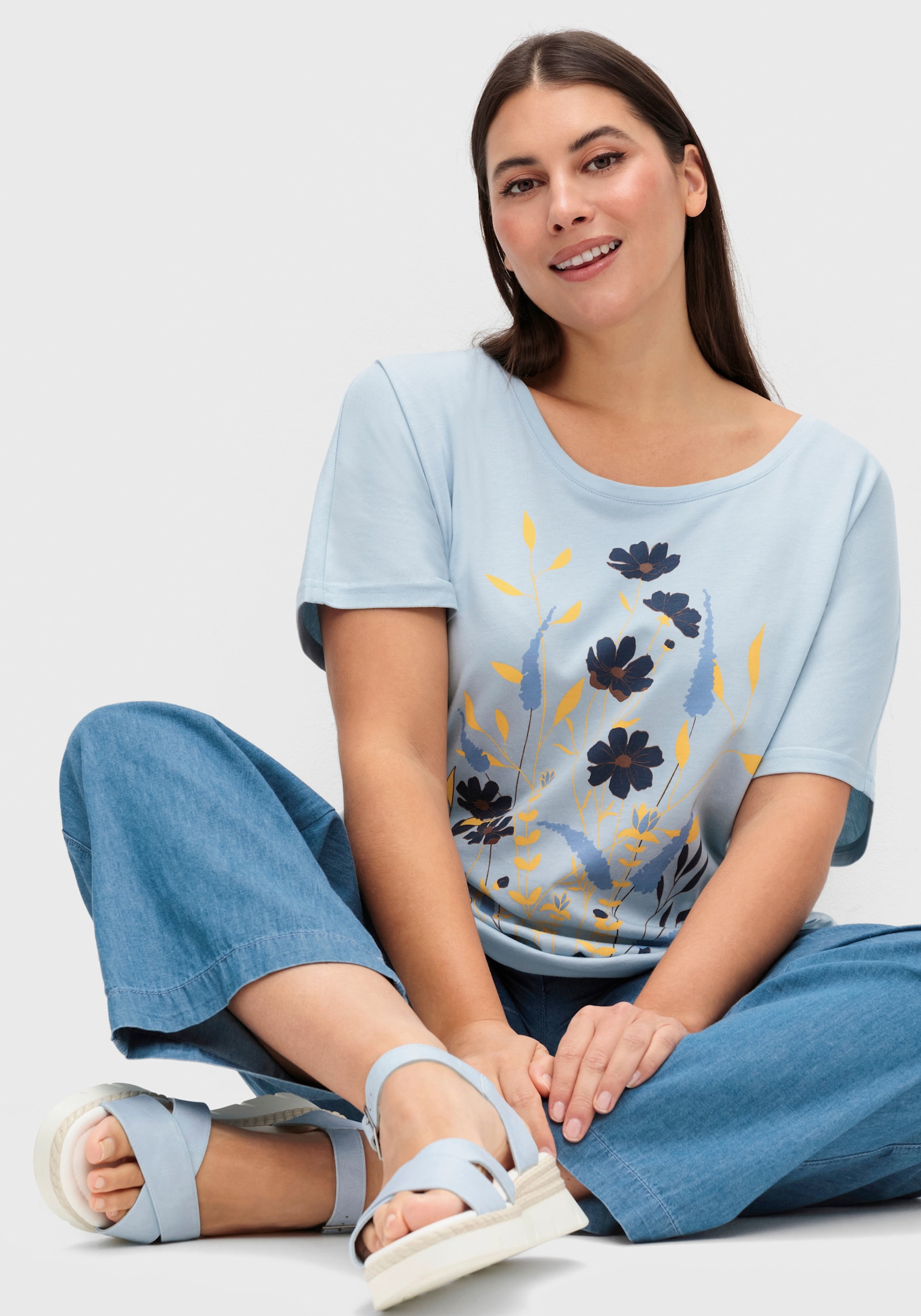 T-Shirt mit Blumen-Druck im Vorderteil - hellblau