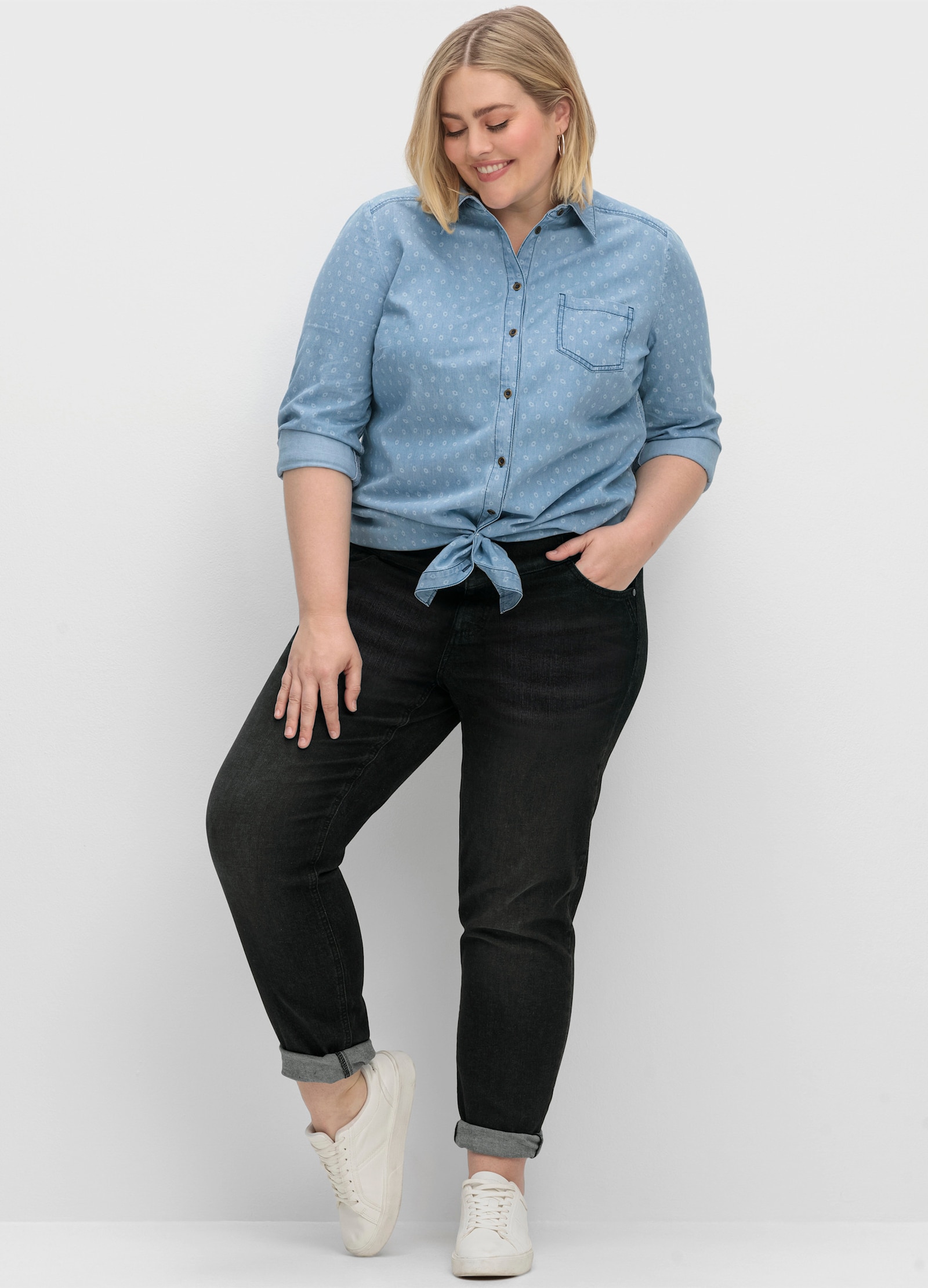 sheego High waist jeans in smal model - black denim