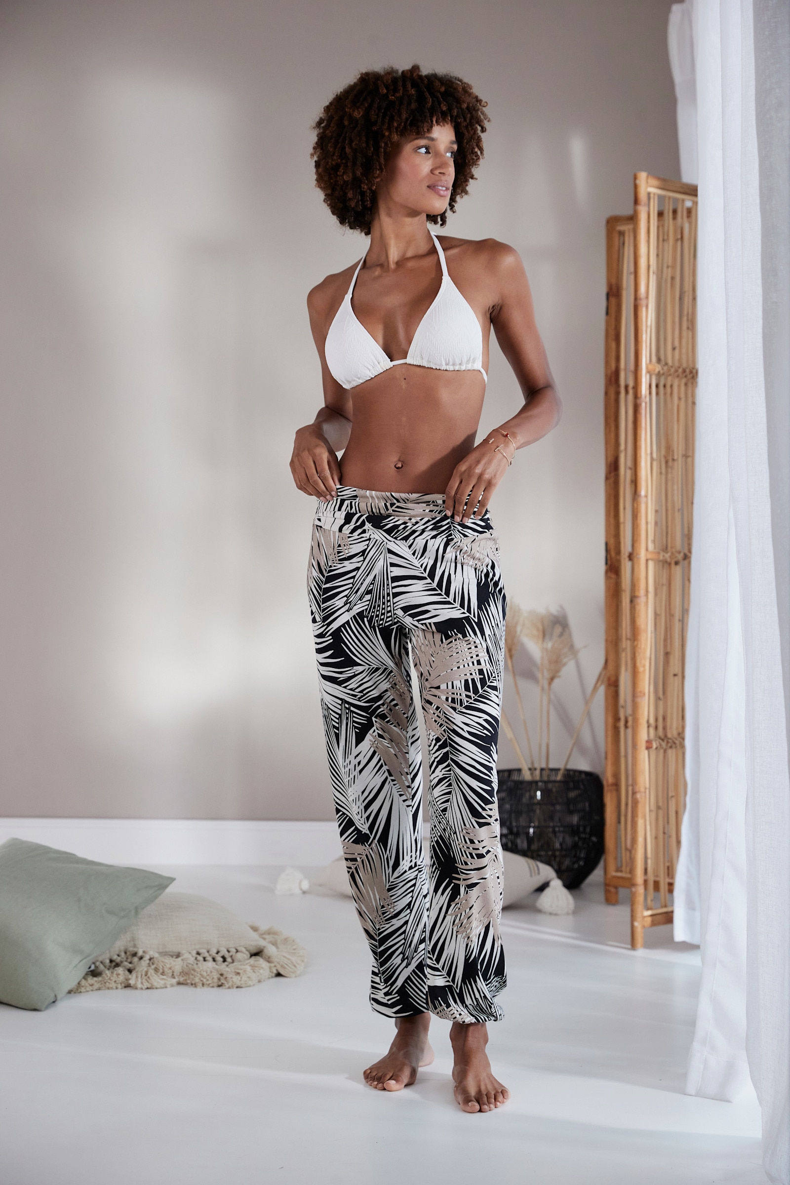 Buffalo Haremshose - schwarz blätterdruck