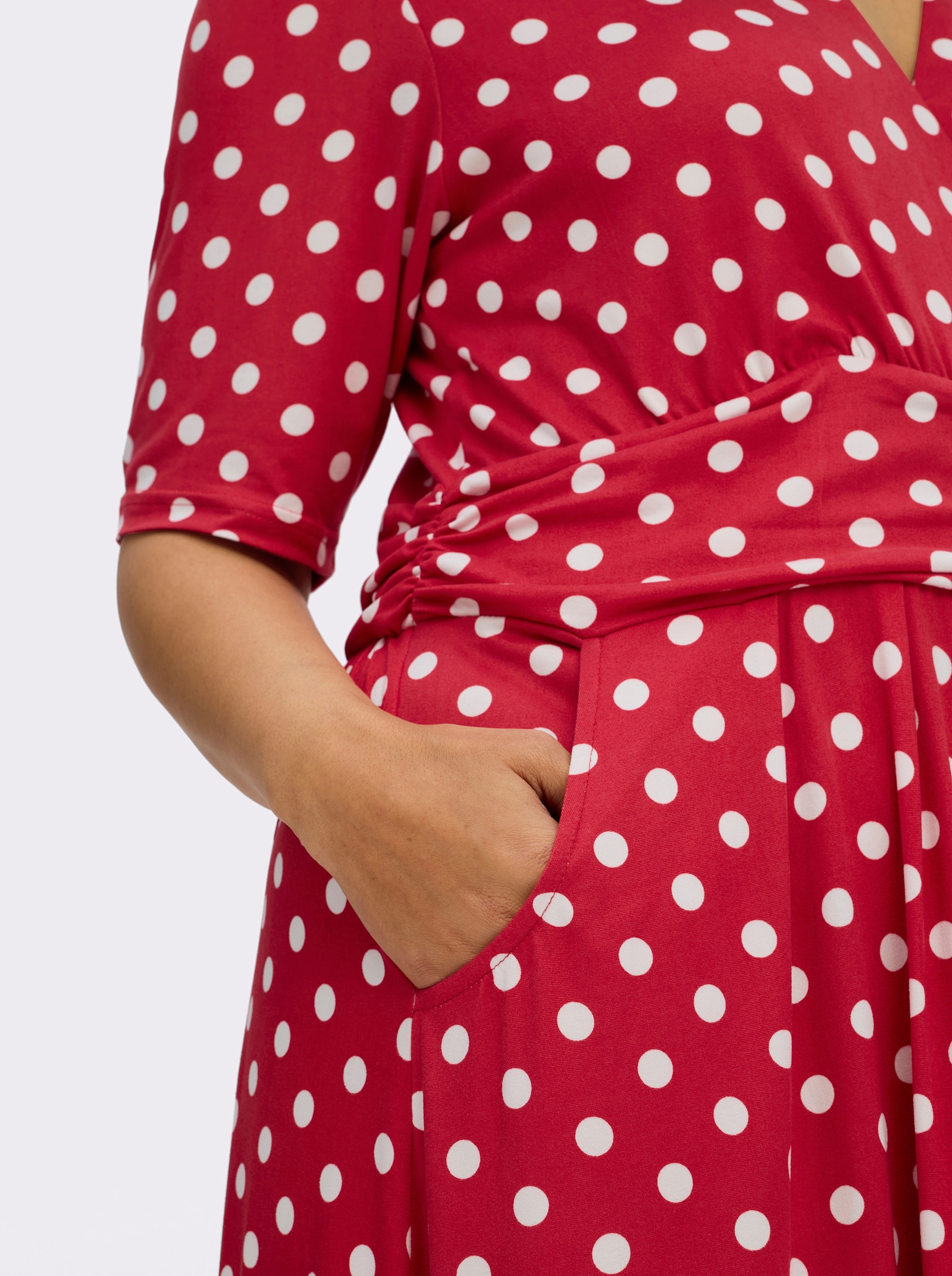 sheego by Joe Browns Jerseykleid mit Polka-Dots - erdbeere-weiß-gemustert