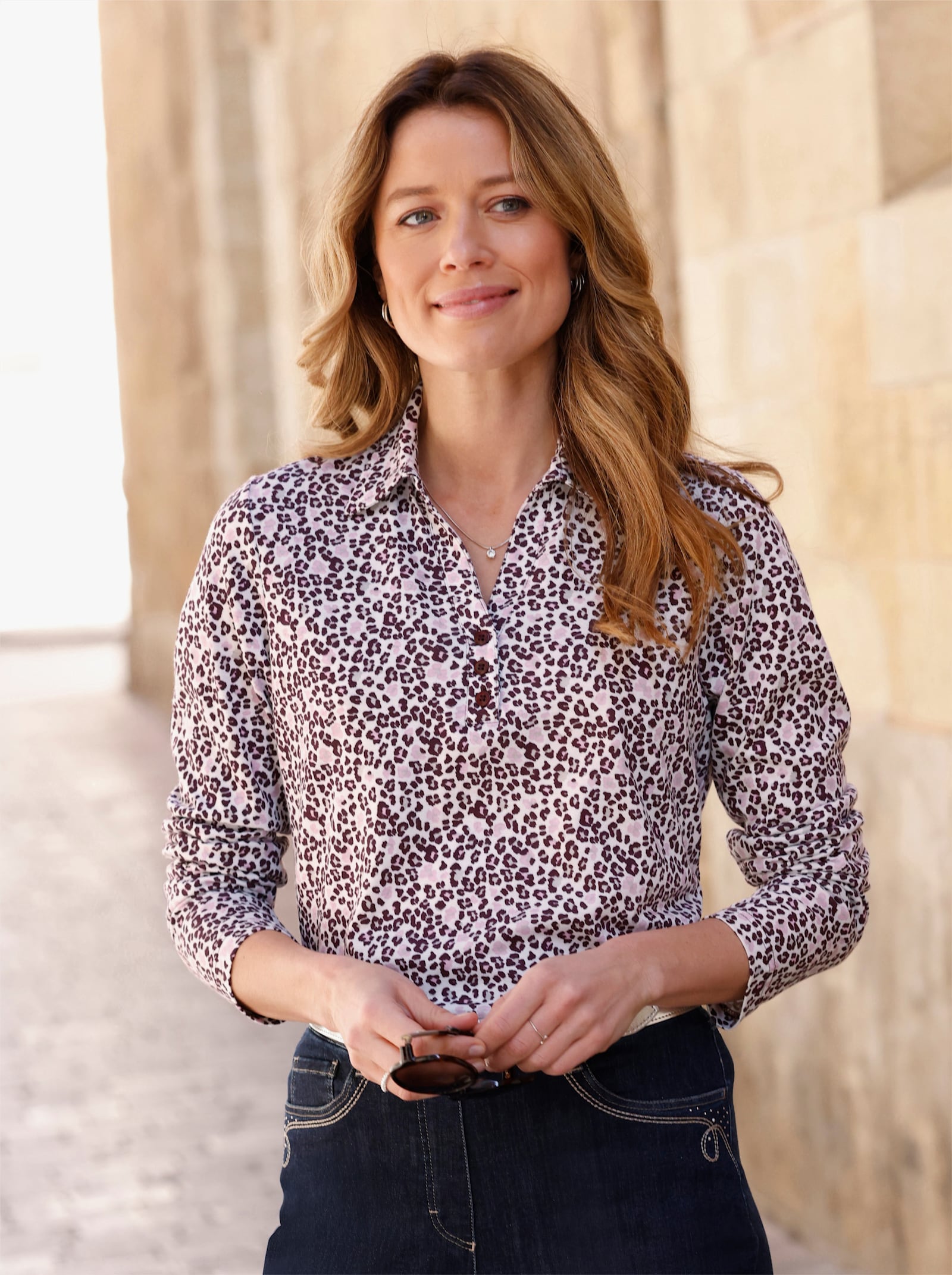 Print-Shirt mit offenem Hemdkragen - burgund-rosé-bedruckt