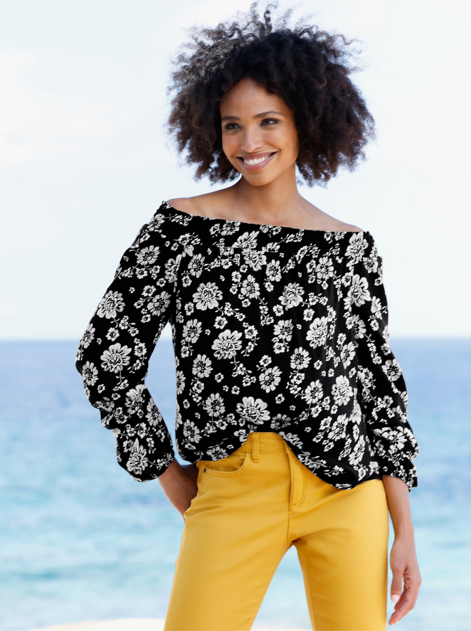 heine Druckbluse mit Carmen-Ausschnitt - schwarz-champagner-bedruckt