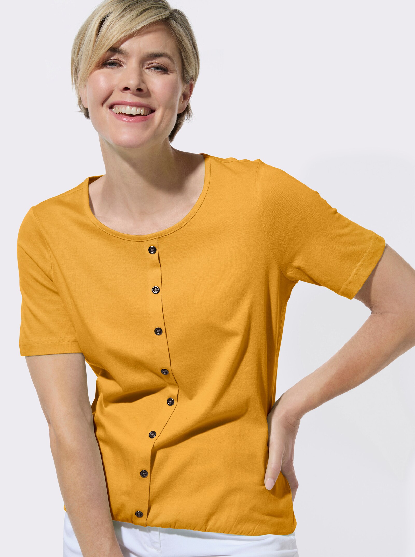 Kurzarmshirt mit Zierknöpfen - ocker