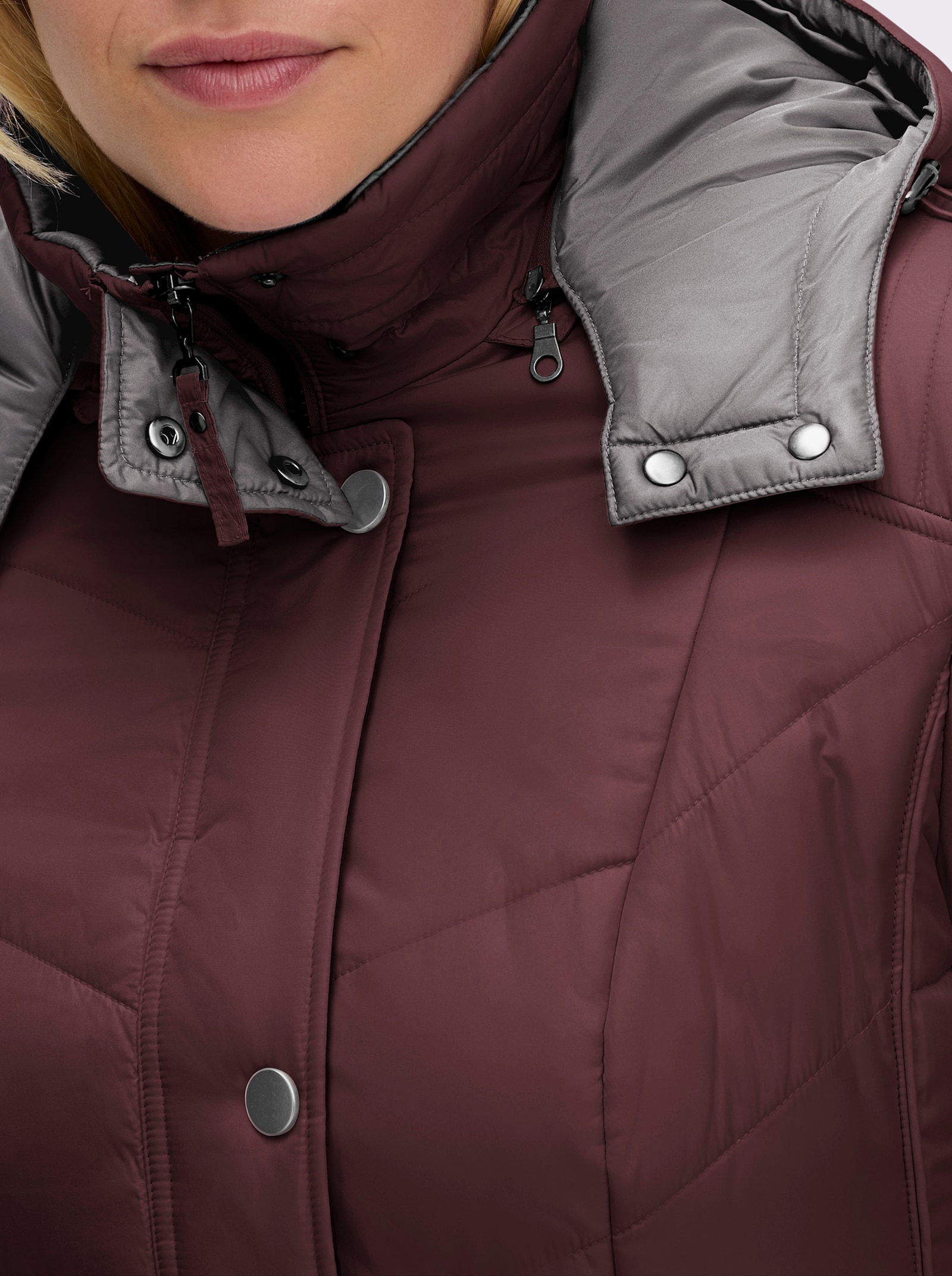 Steppjacke in Microfaser-Qualität, pflegeleicht - bordeaux
