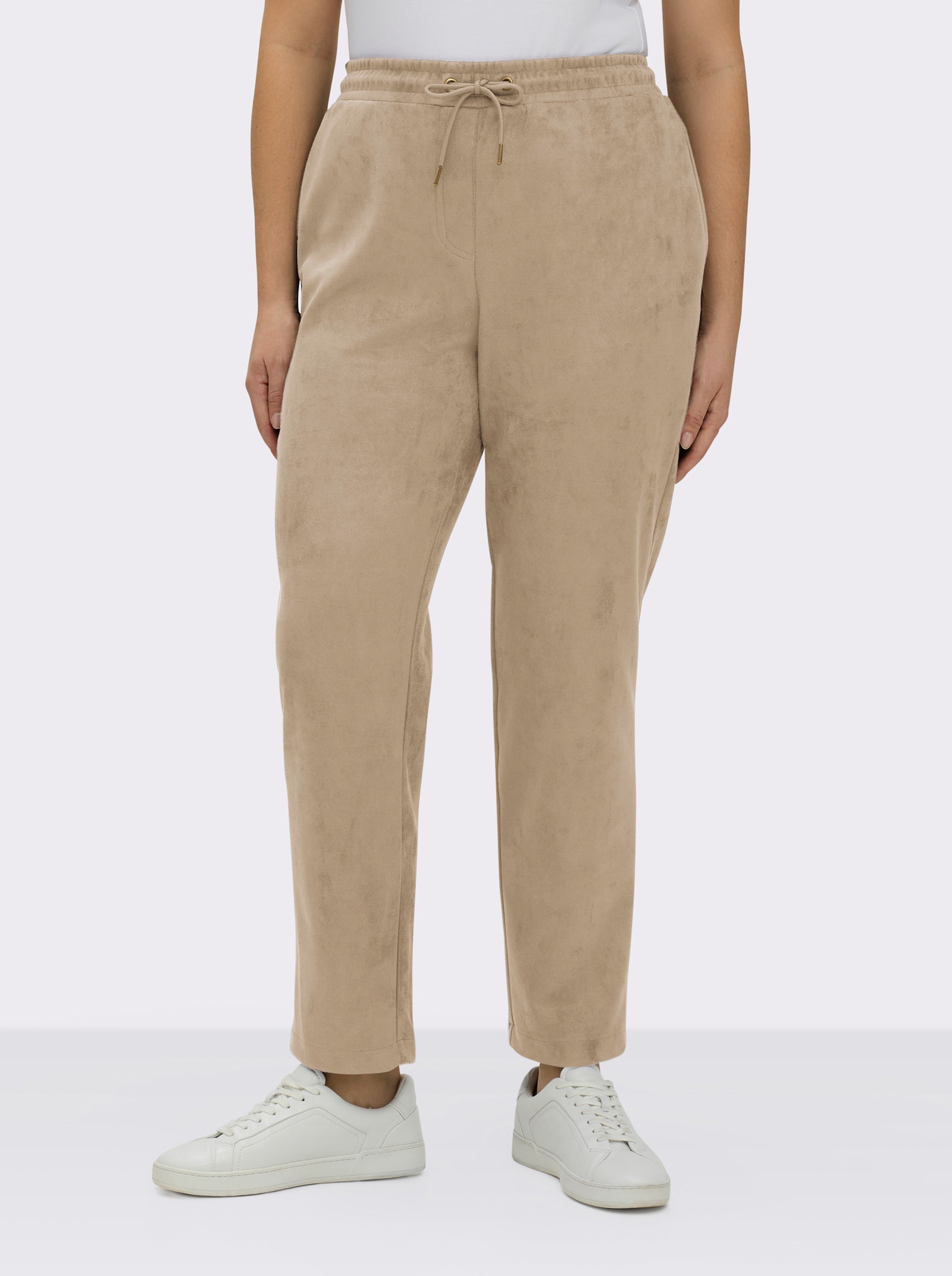 sheego Schlupfhose in Velourslederoptik - beige