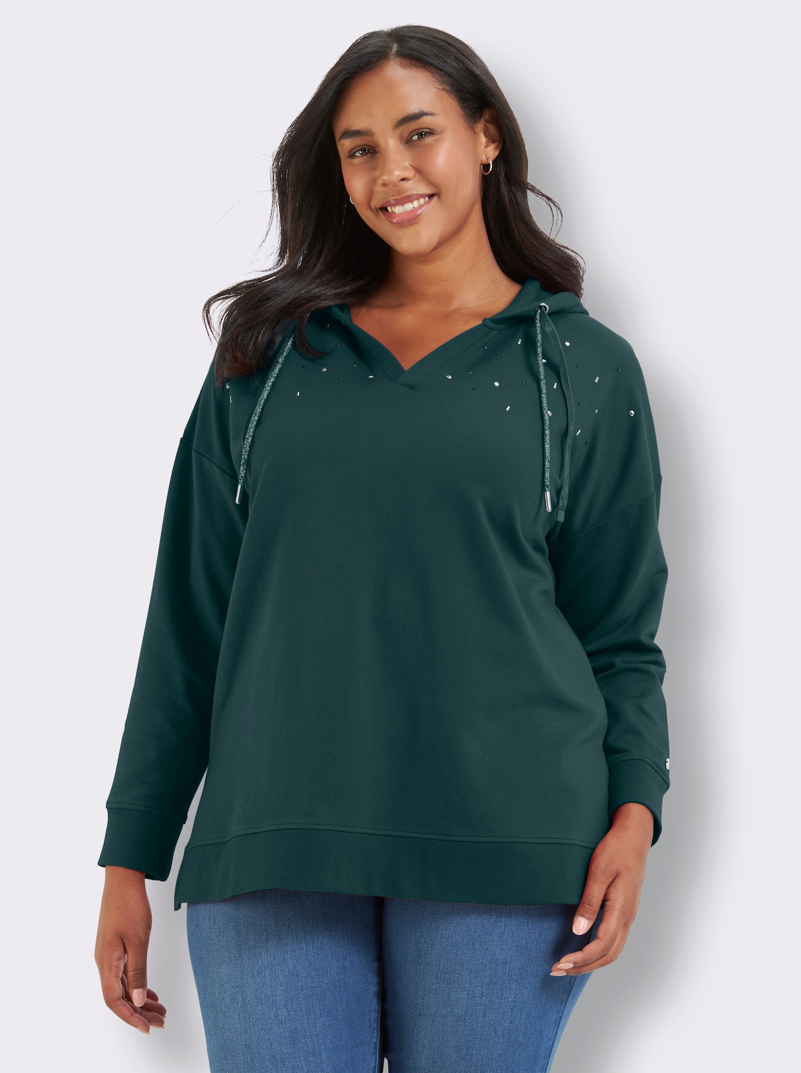 sheego Kapuzensweatshirt mit Ziersteinchen - kirsche