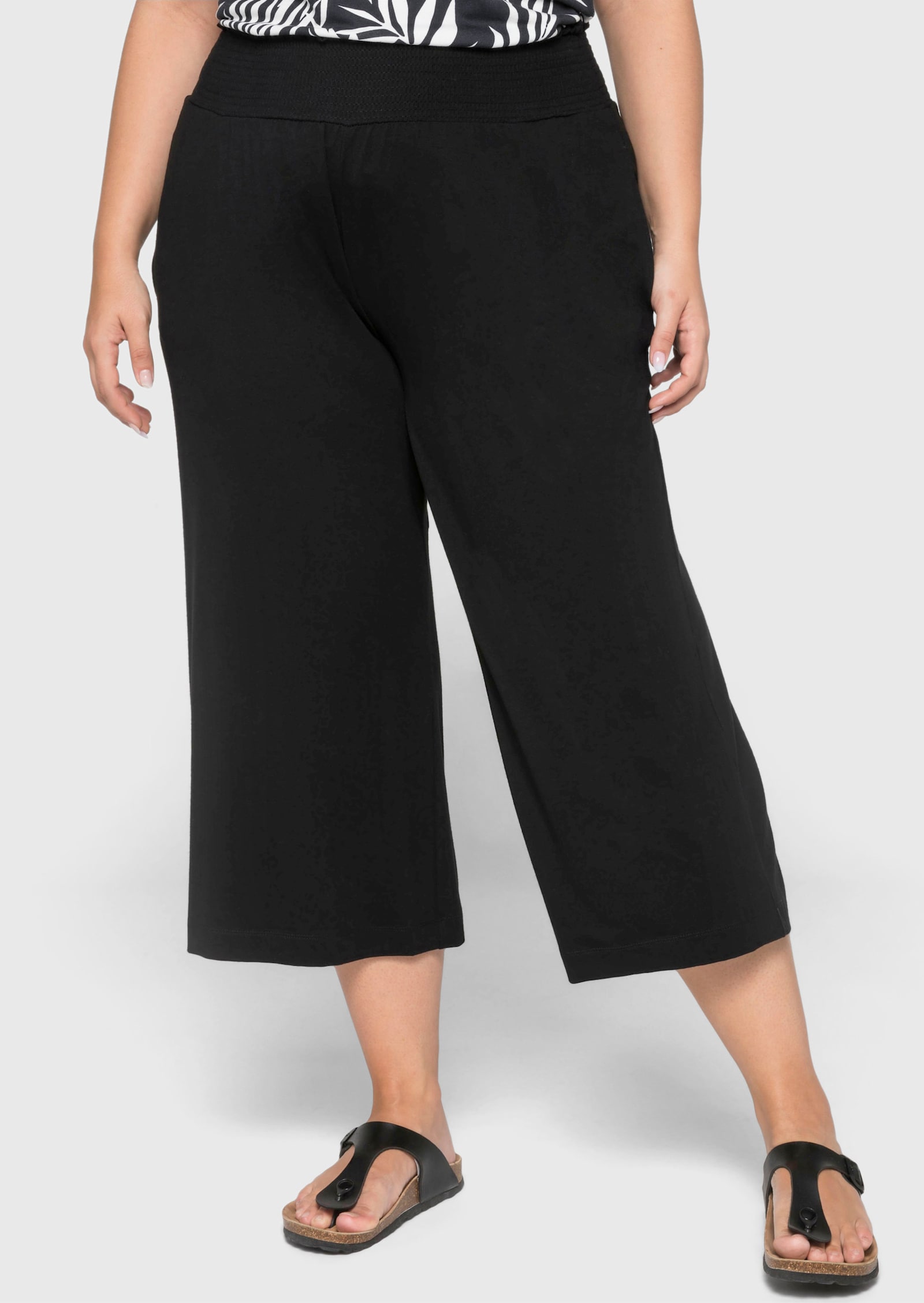 sheego Schlupfhose in 3/4-Länge - schwarz