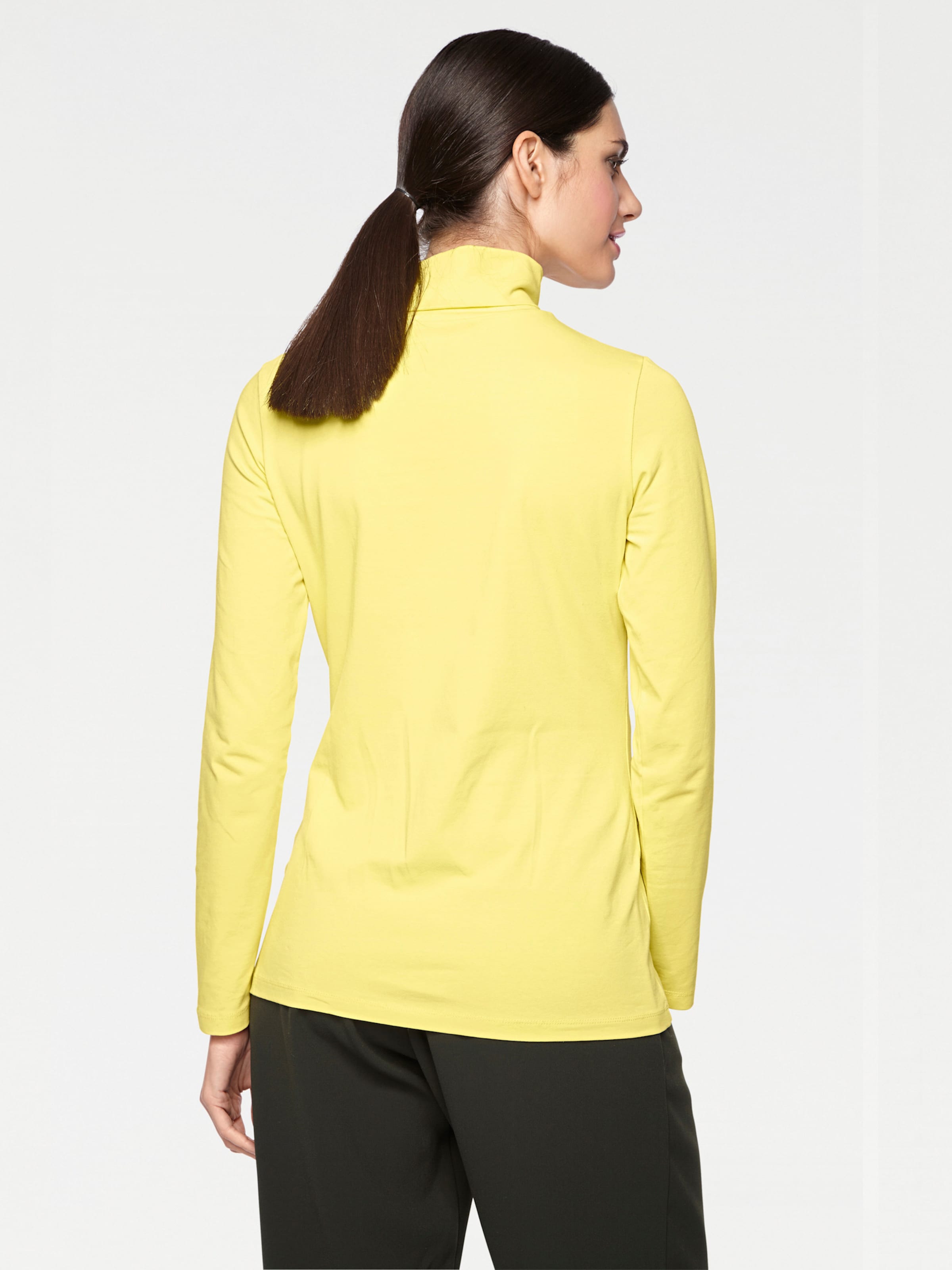 Basic   günstig Kaufen-Rollkragen-Shirt in gelb von heine. Rollkragen-Shirt in gelb von heine <![CDATA[Rollkragen-Shirt Unverzichtbares Basic in schmaler, leicht taillierter Form.]]>. 