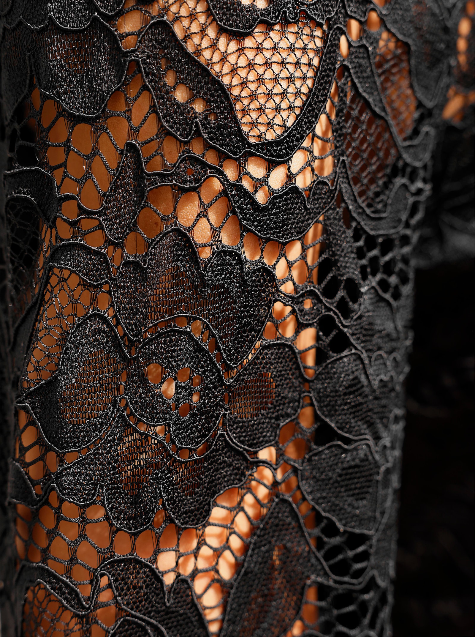 heine Spitzenkleid mit Unterkleid - schwarz