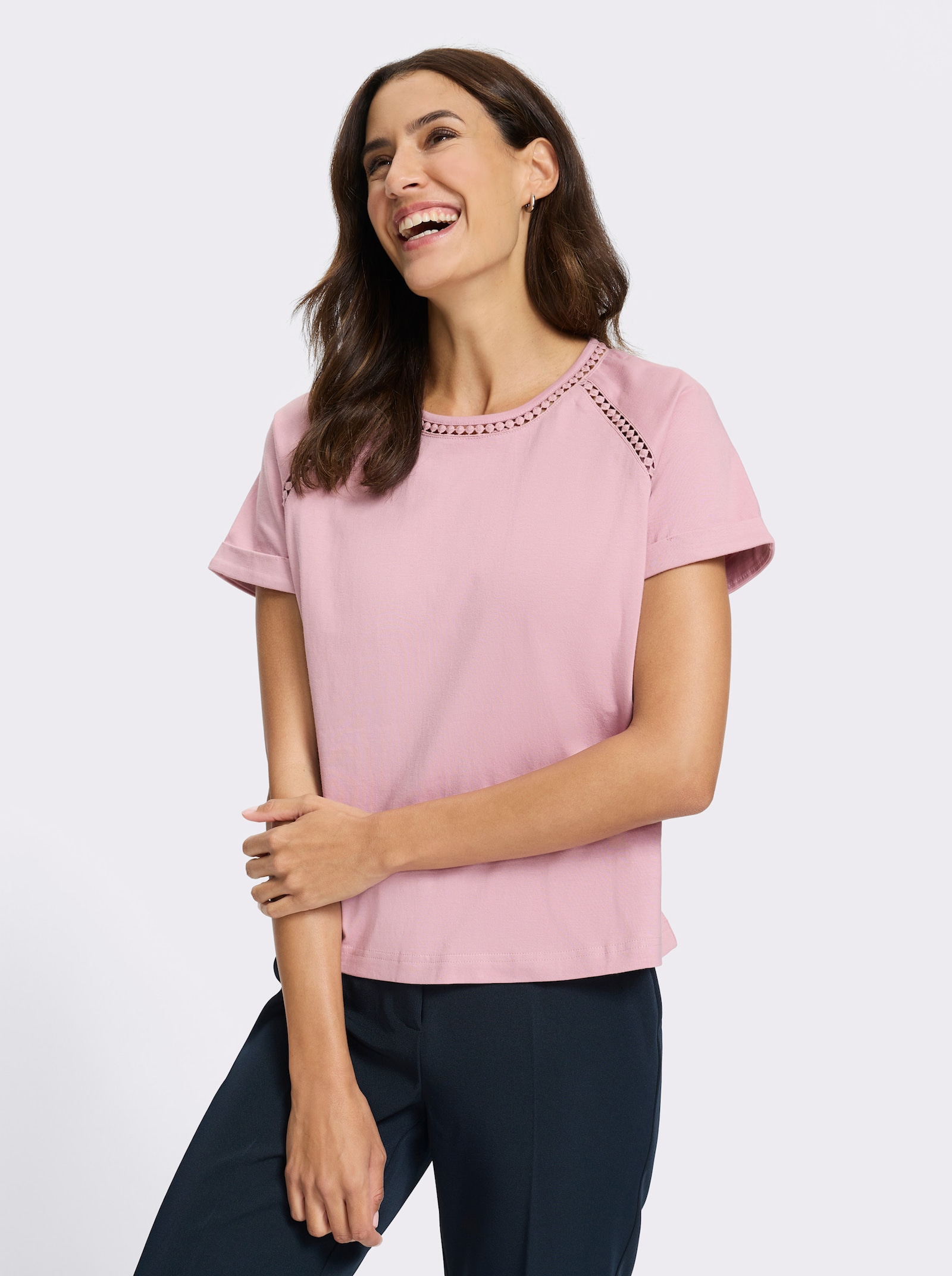 Rundhalsshirt mit Spitzenborte - mauve