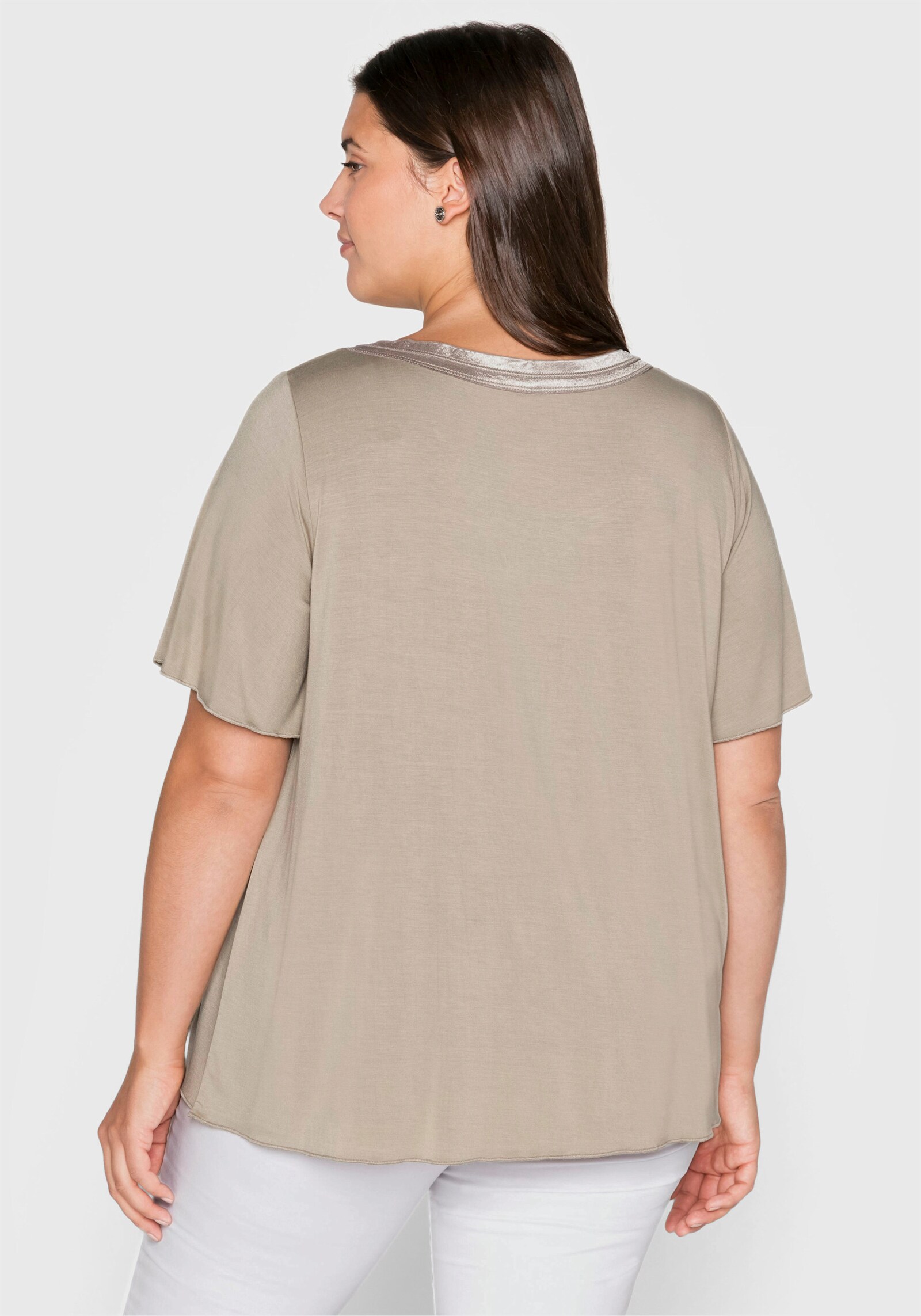 sheego Shirt mit Kellerfalte vorn - beige