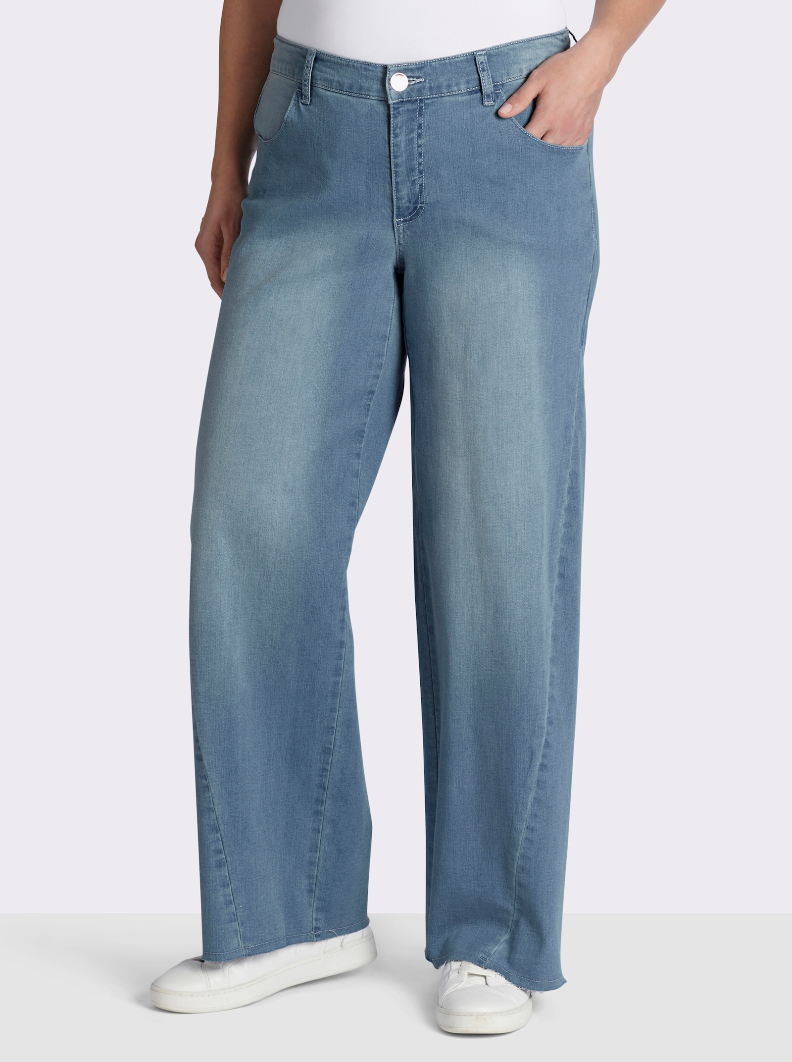 sheego Jeans mit weitem, ausgestelltem Bein - blue-bleached