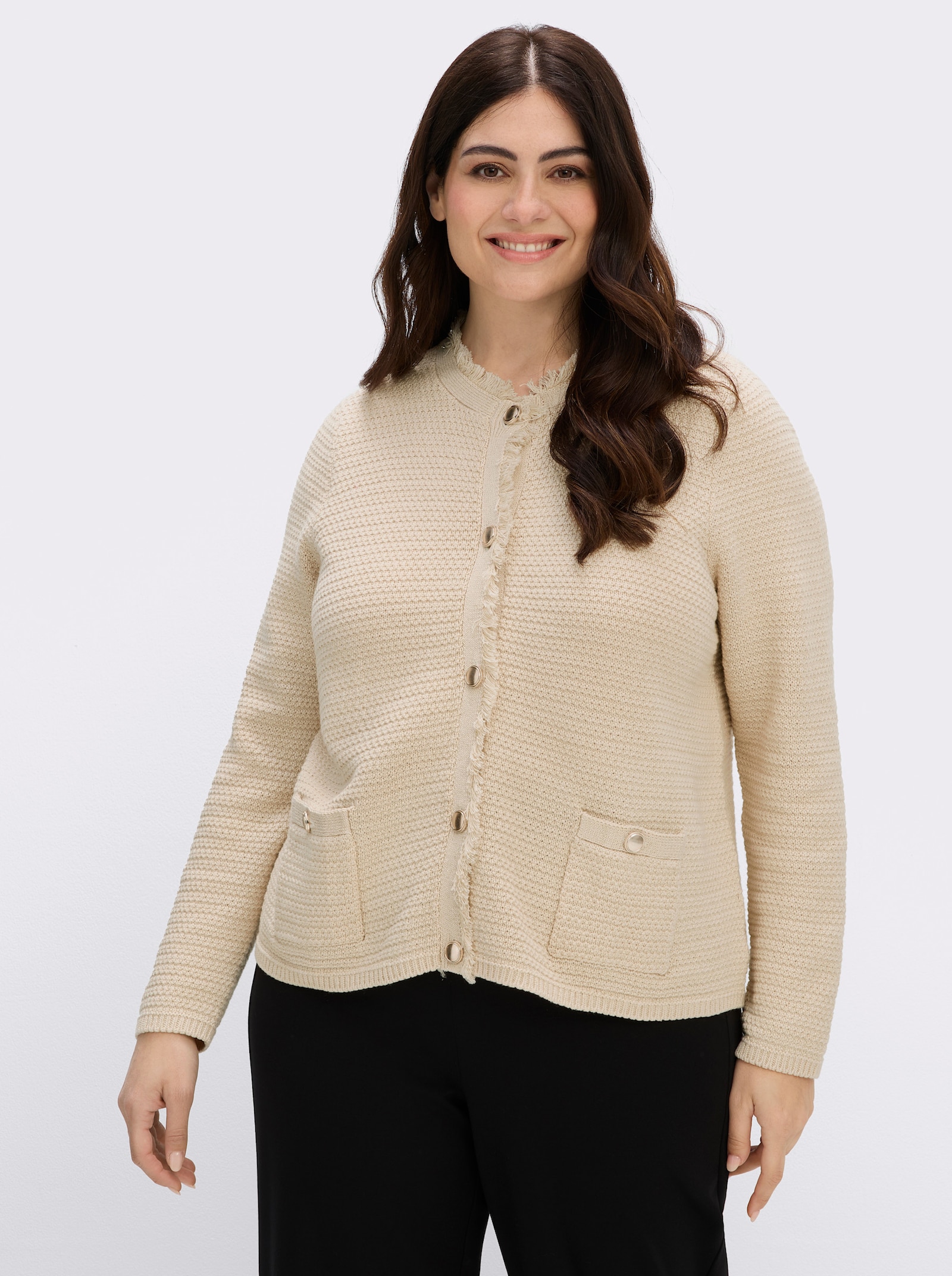 sheego Cardigan mit goldfarbenen Knöpfen - elfenbein