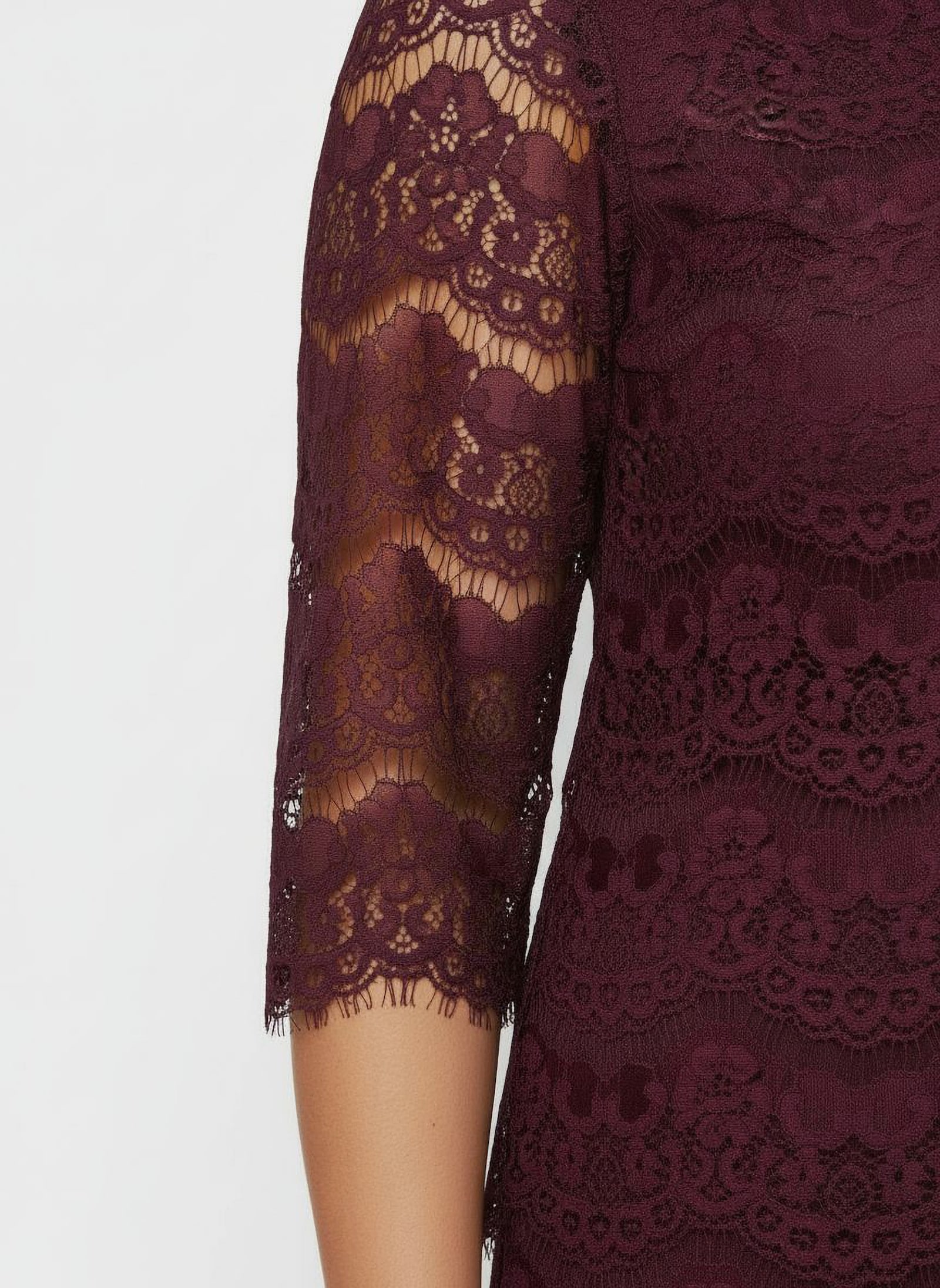 Spitzenkleid in Stufenform - burgund