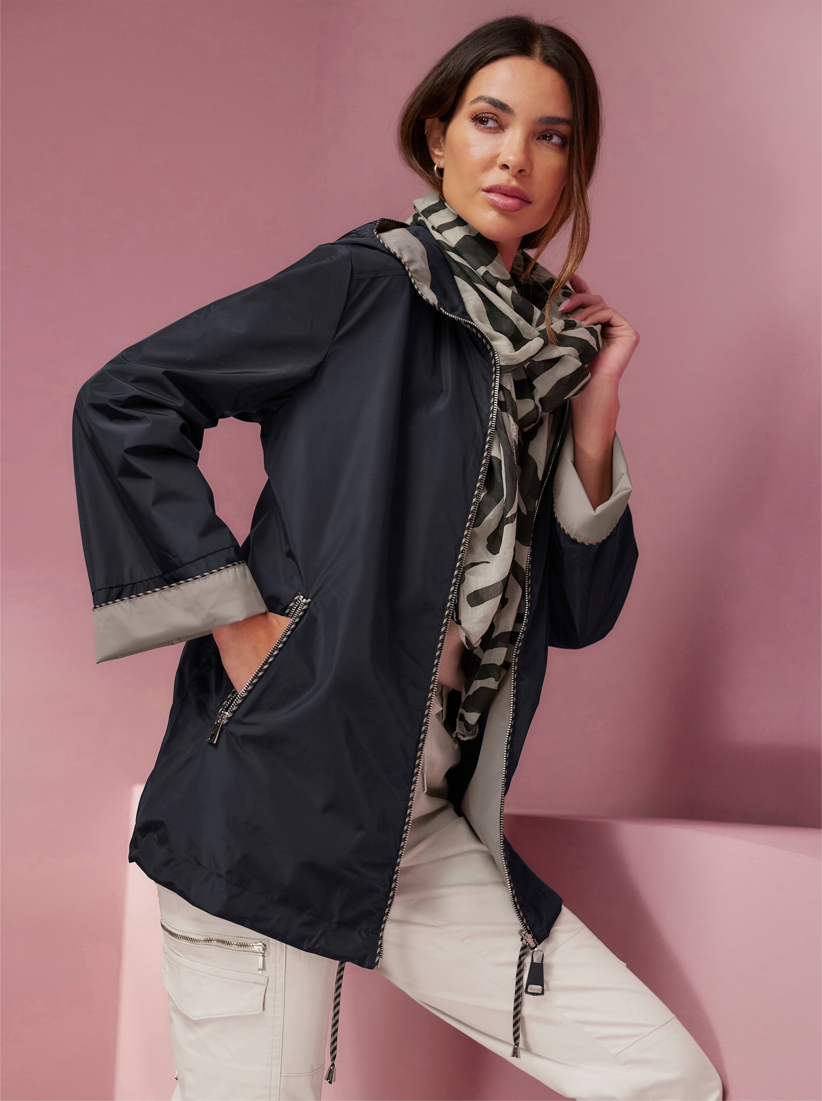 heine Wendejacke in wasserabweisender Qualität - schwarz-taupe