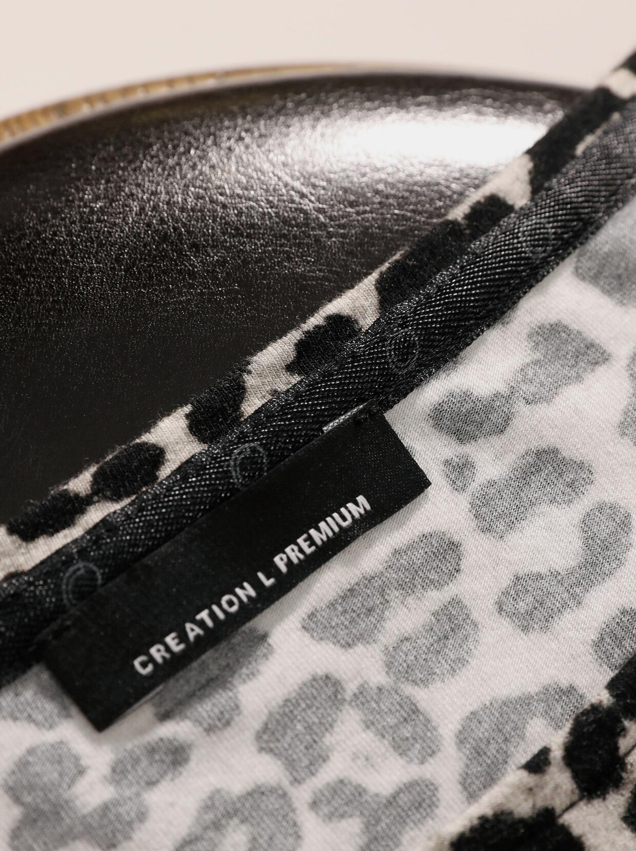 Creation L Premium Viskose-Seiden-Shirt - elfenbein-schwarz-bedruckt