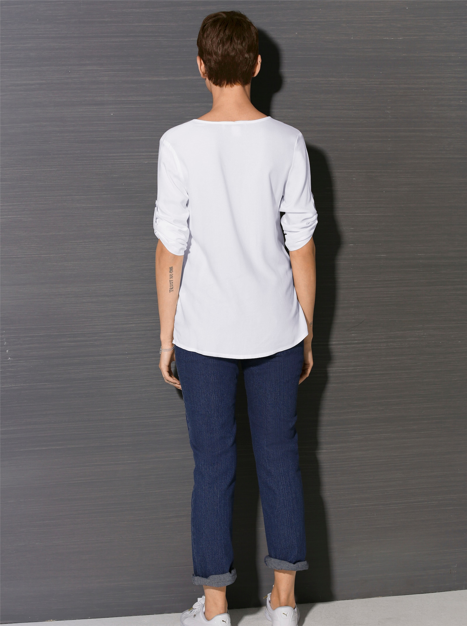 Stretch-Jeans mit Glitzersteinchen hinten - blue-stone-washed