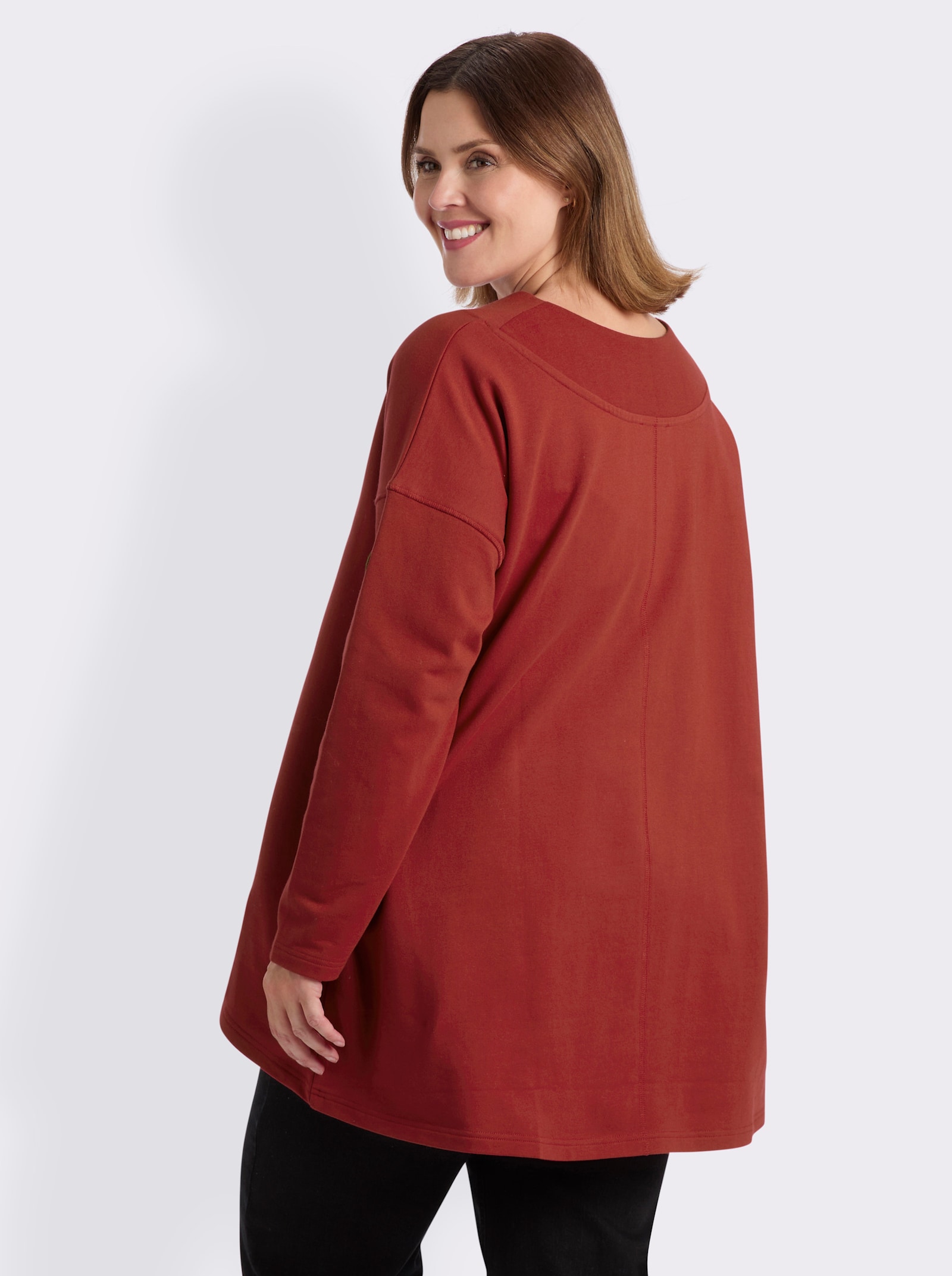 sheego Sweatshirt im schmeichelnden Vokuhila-Schnitt - kirsche