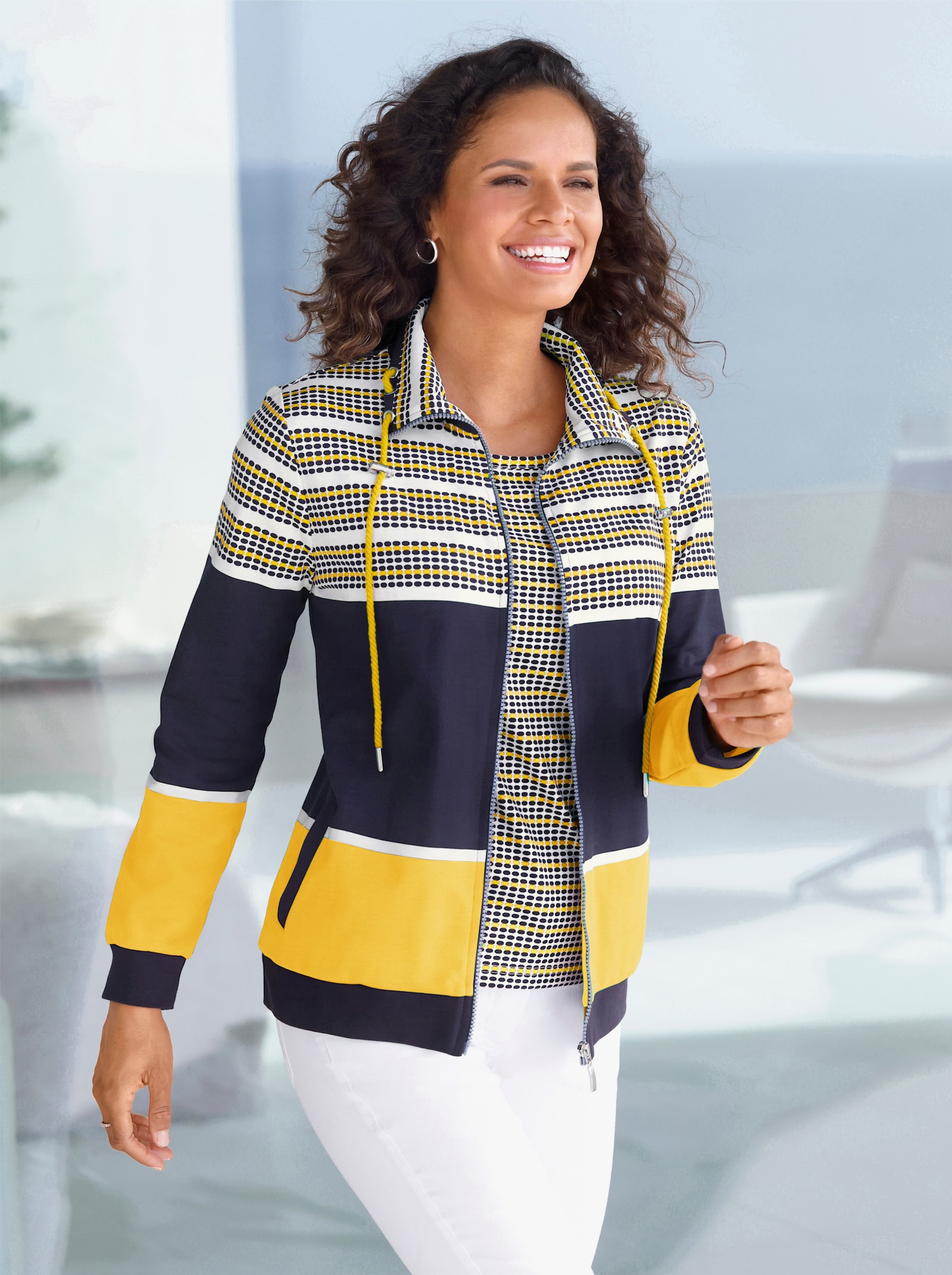 Sweatjacke im Muster-Mix - marine-sonnengelb