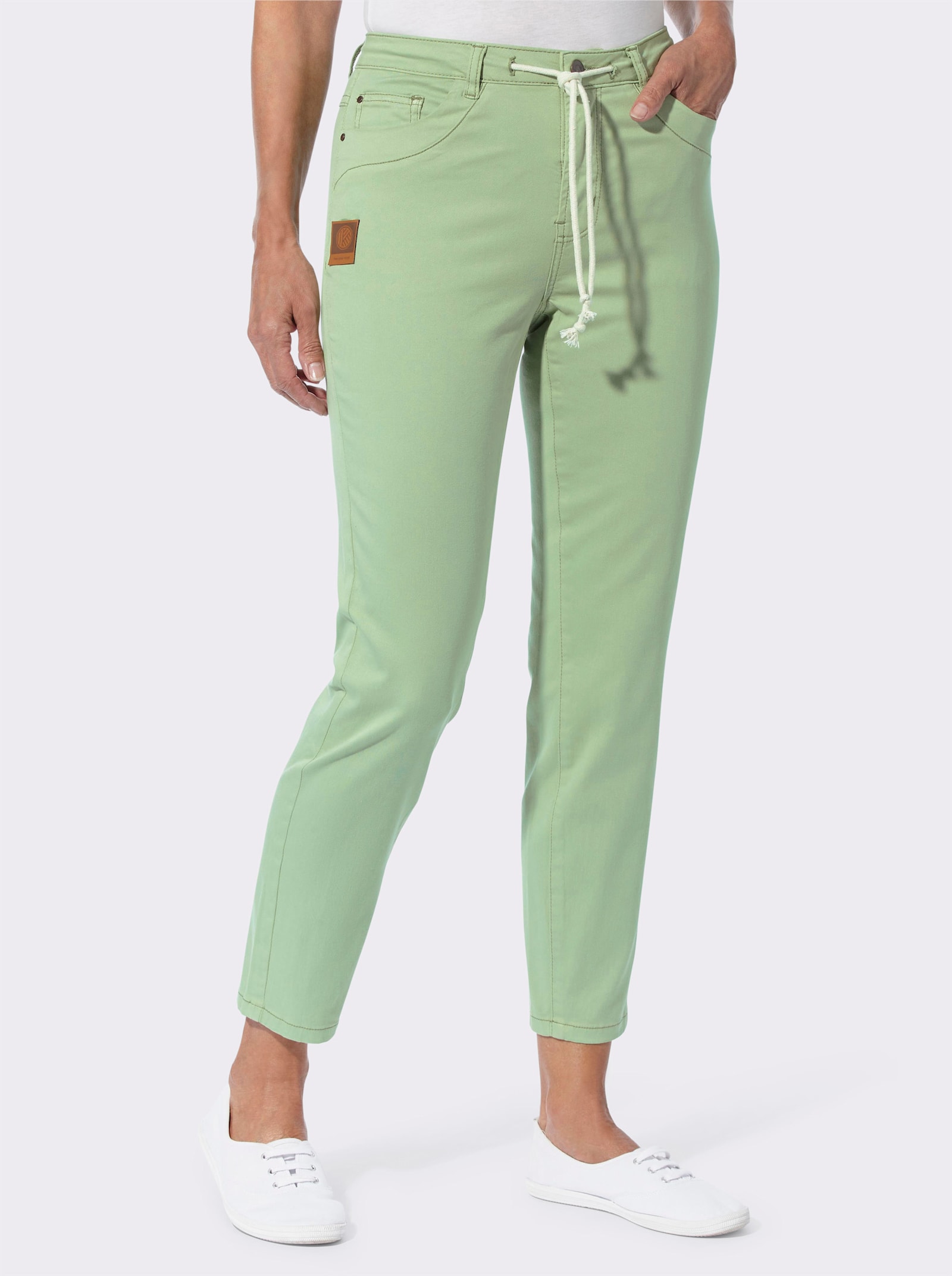 Jeans met tunnelkoord en bindceintuur - eucalyptus