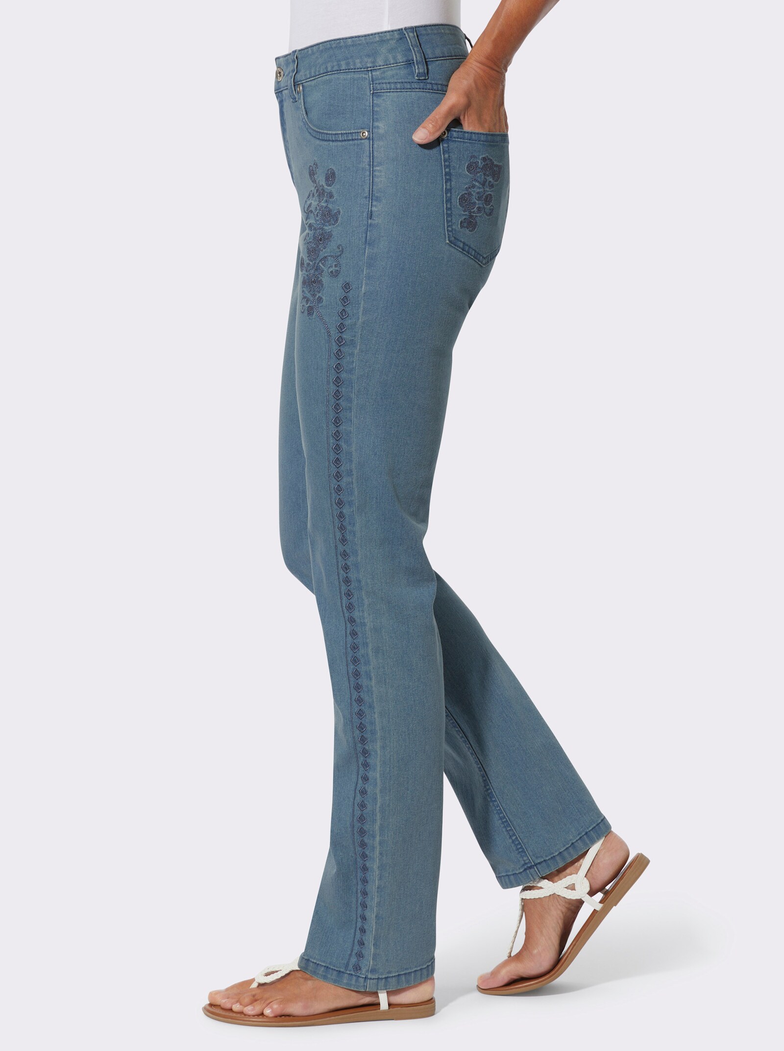 Jeans mit Stickerei - blue-bleached