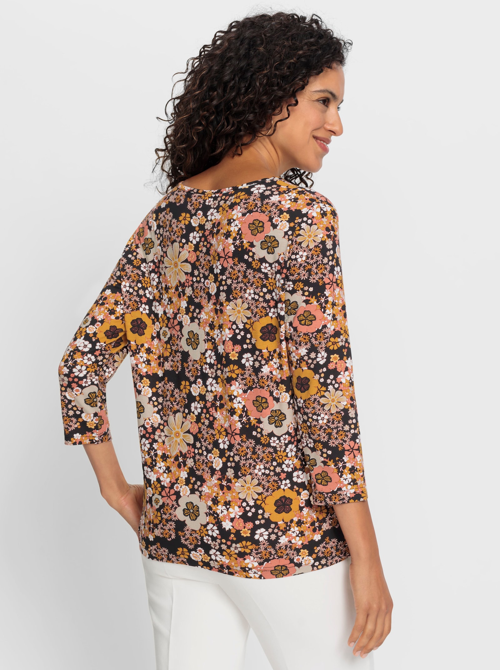 Tričko s výstřihem do V a květinovým vzorem - černá-papája-potisk