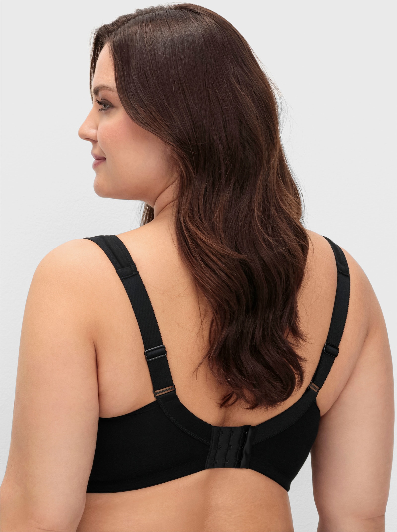 sheego Beha zonder beugel met mesh-inzetten - zwart