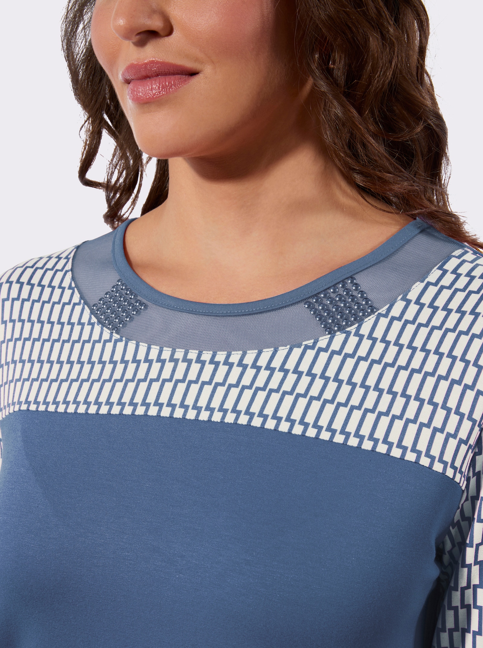 3/4-Arm-Shirt mit Mesh-Einsatz am Ausschnitt - jeansblau-ecru-bedruckt