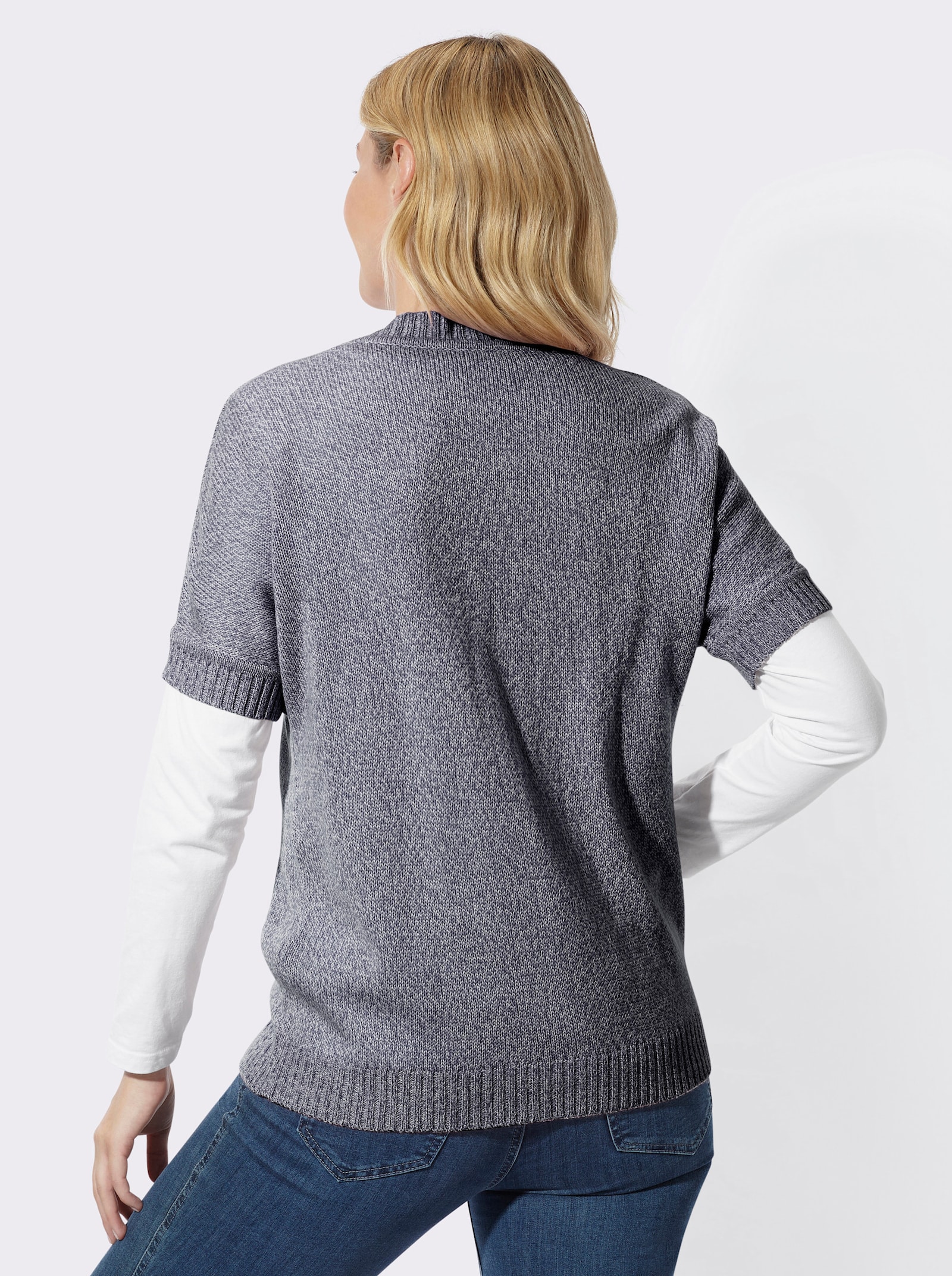 Strickjacke mit Fledermaus-Ärmeln - marine-ecru-meliert