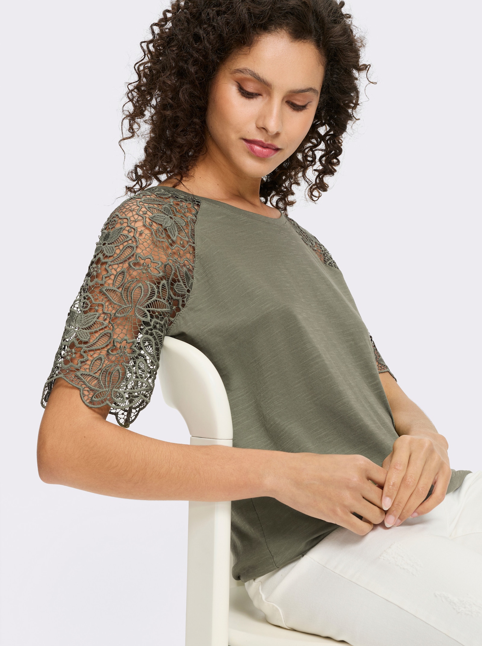 heine Rundhalsshirt mit Spitze - khaki