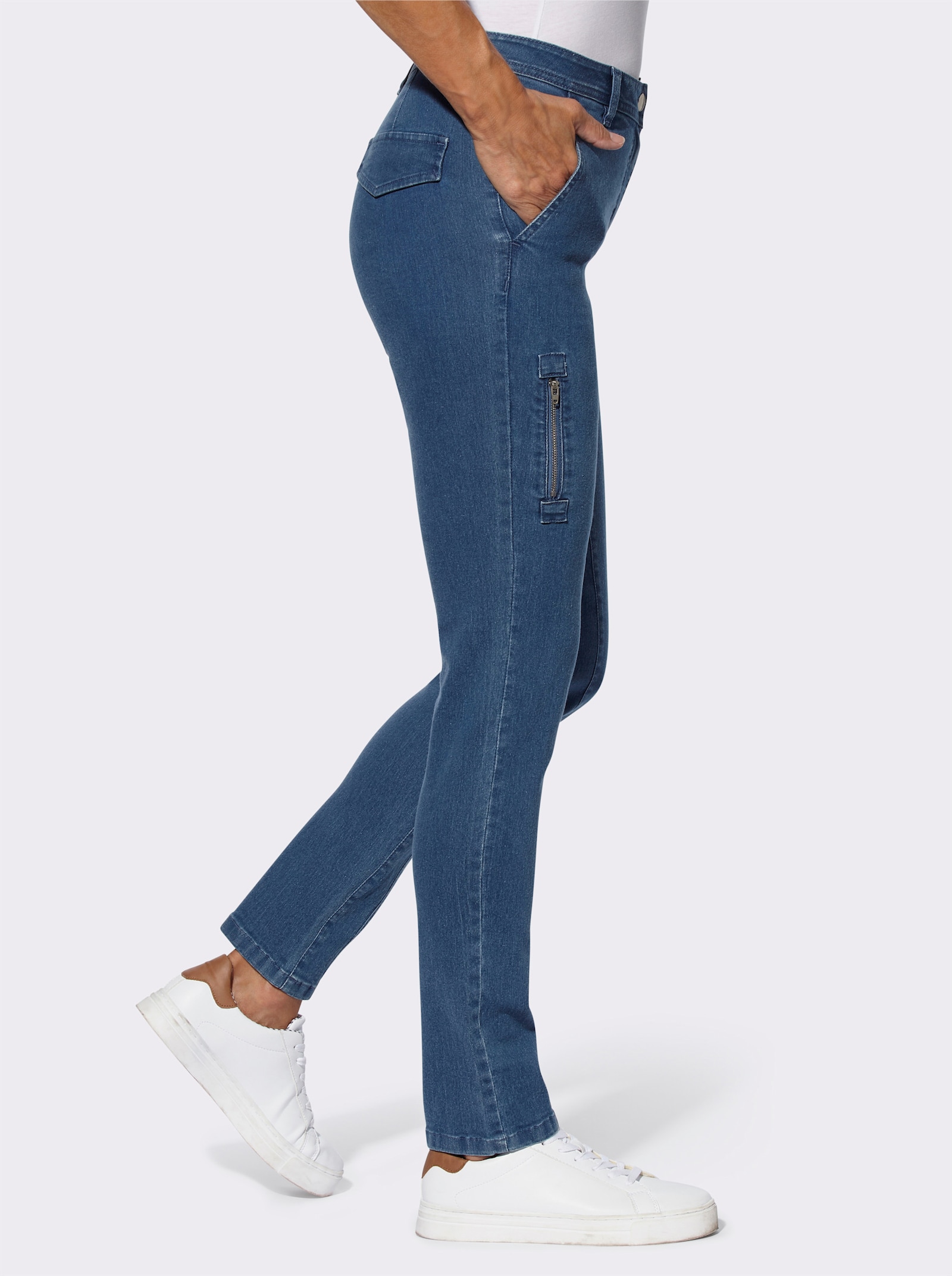 Jeans in Stretch-Qualität - blue-bleached