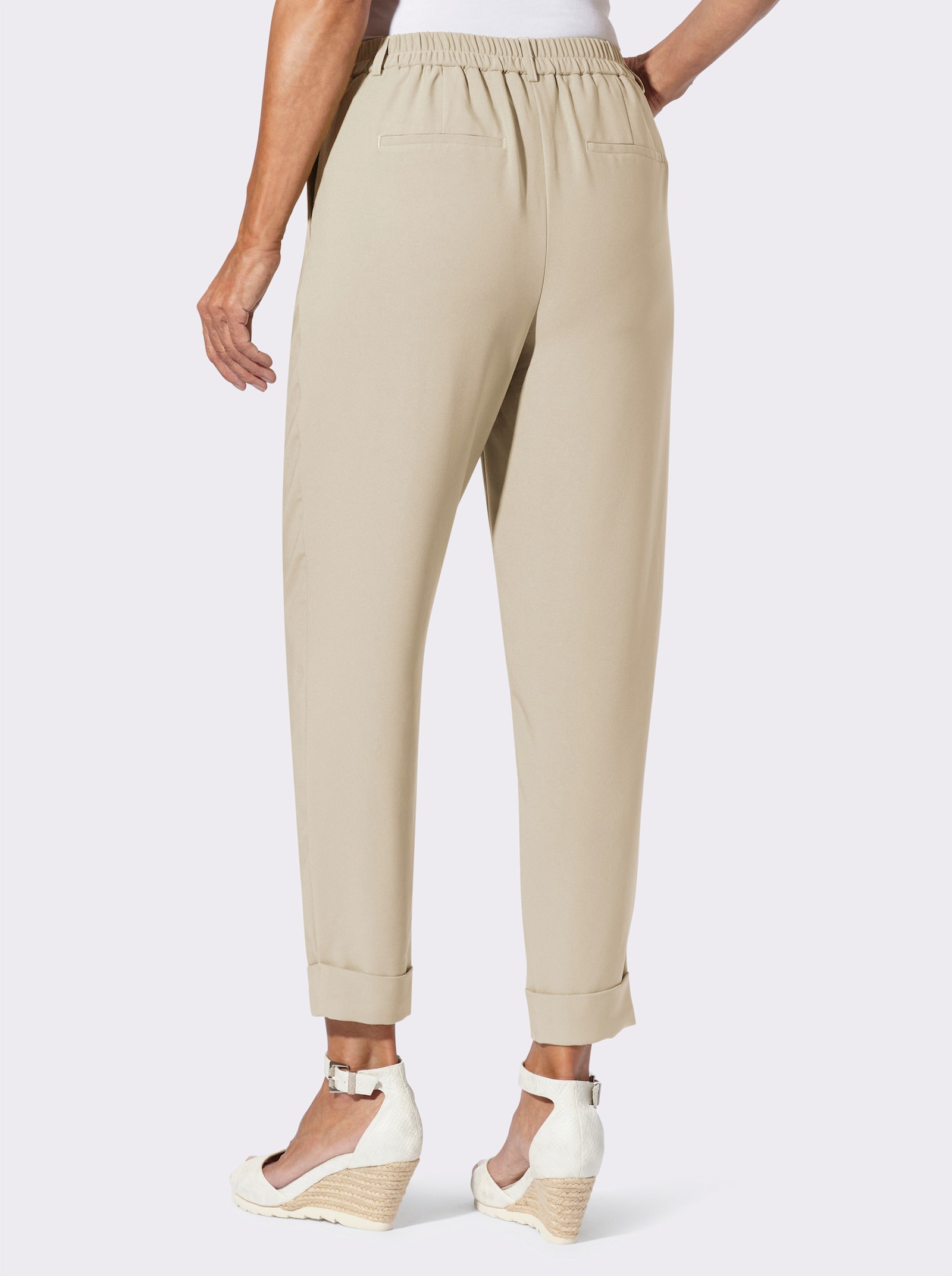 Bundfaltenhose mit fixiertem Saum - sand